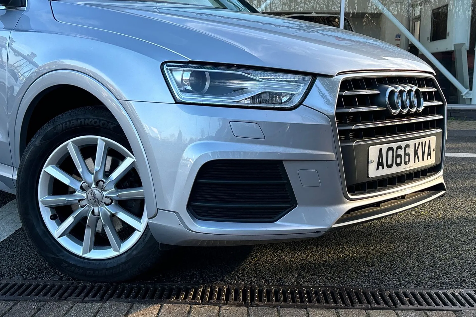 Audi Q3 thumbnail image number 5