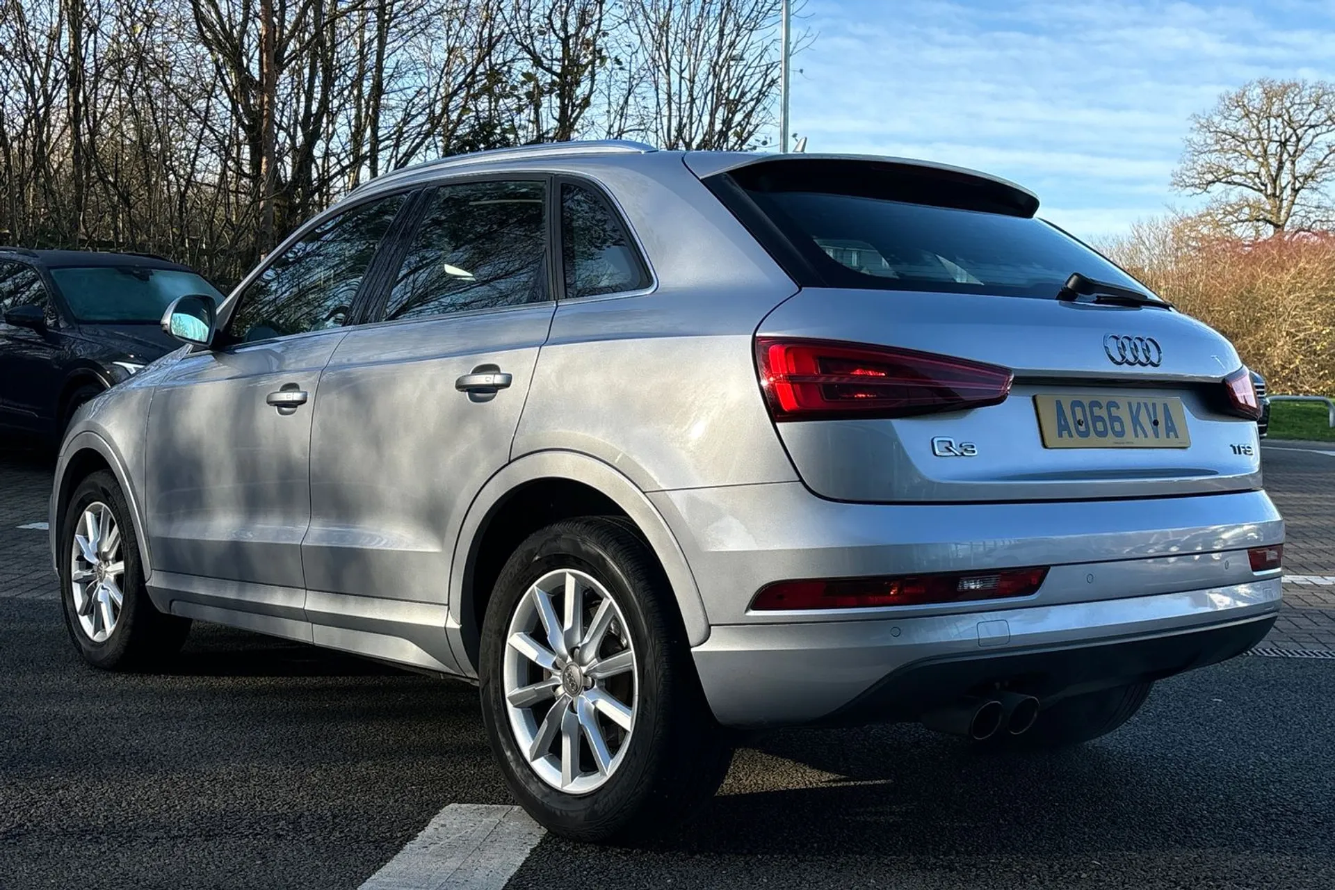 Audi Q3 thumbnail image number 8