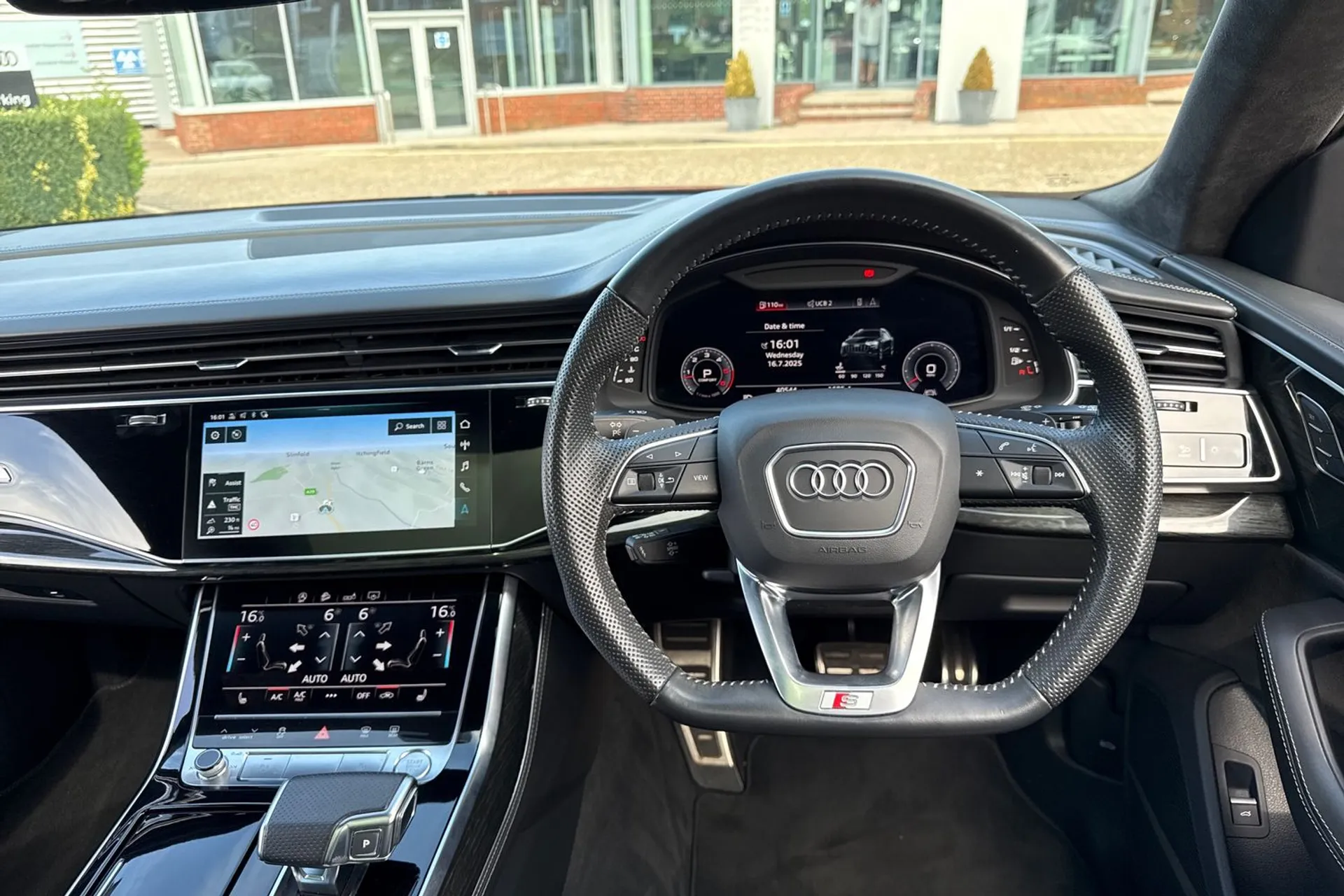 Audi Q8 thumbnail image number 46