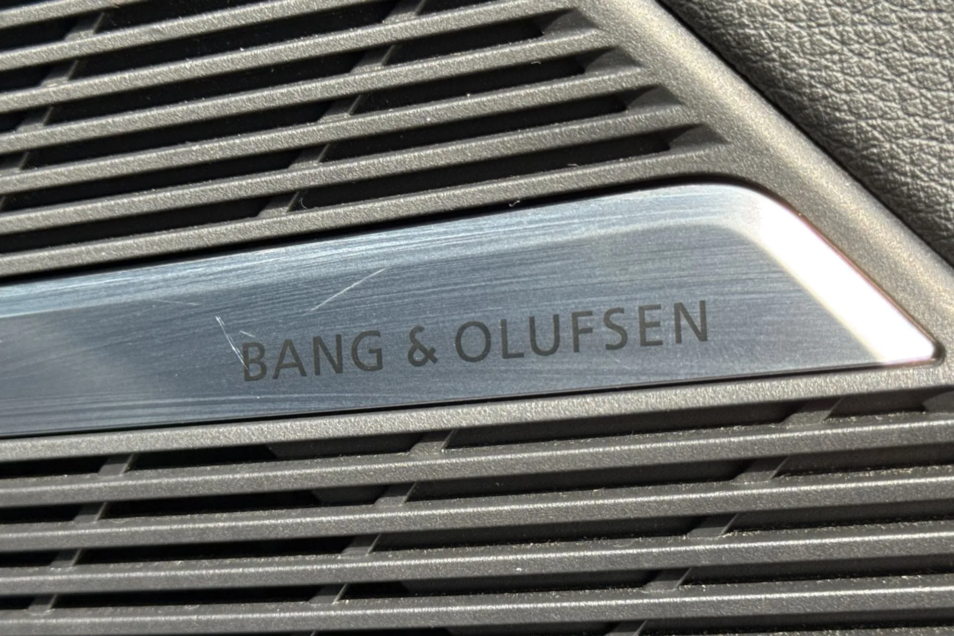 Audi Q8 thumbnail image number 20