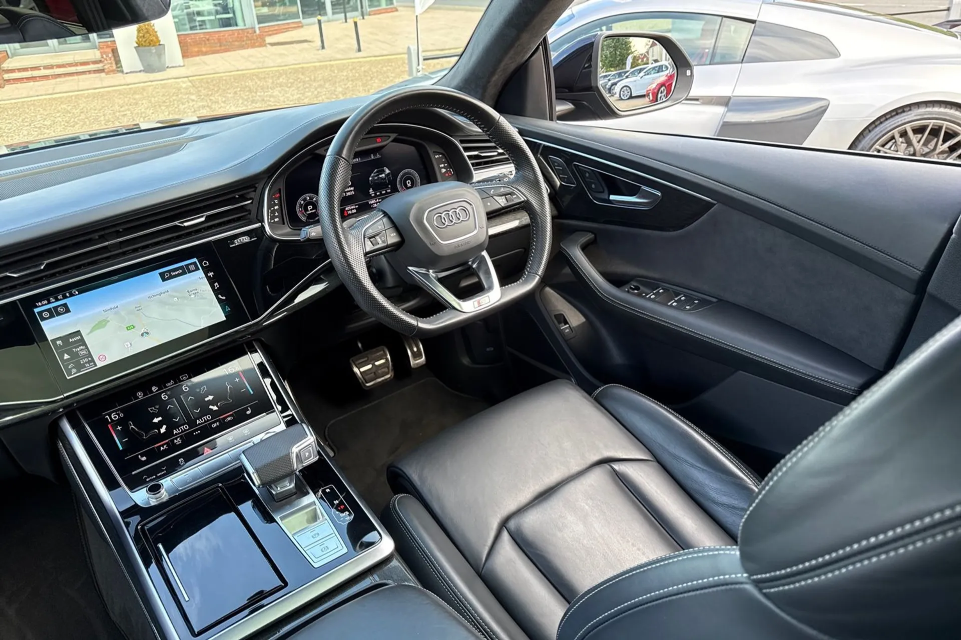 Audi Q8 thumbnail image number 47