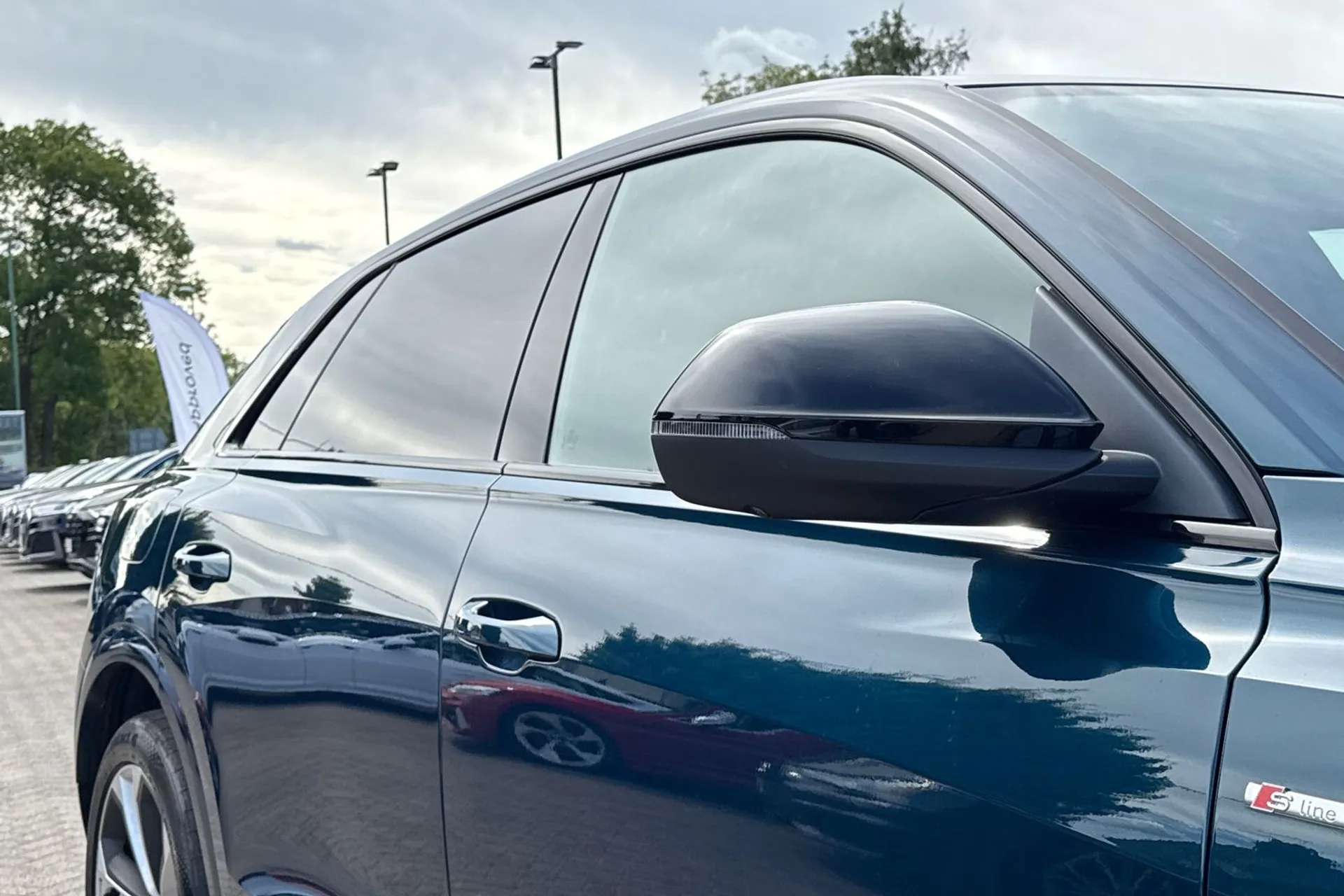 Audi Q8 thumbnail image number 55