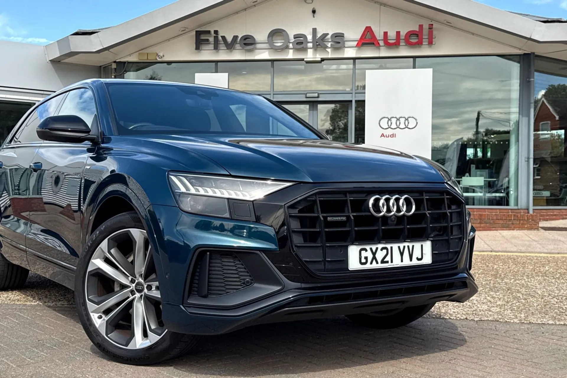 Audi Q8 thumbnail image number 29