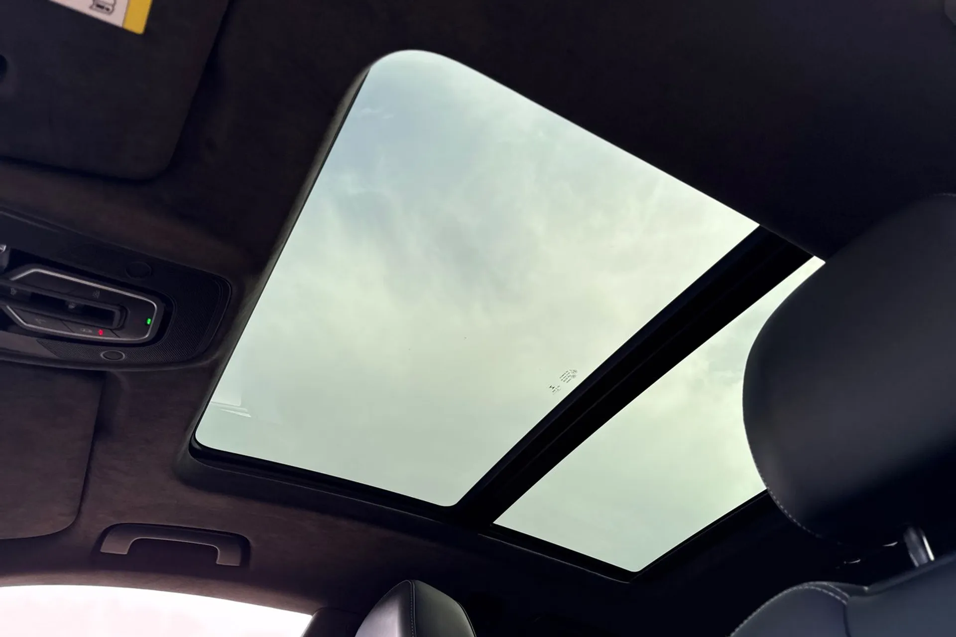 Audi Q8 thumbnail image number 38
