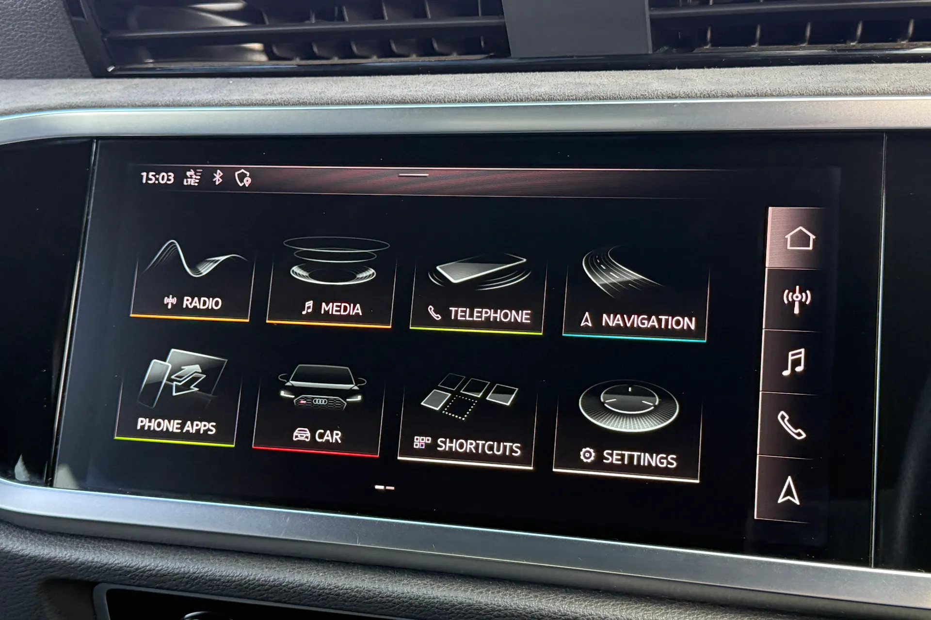 Audi RS Q3 thumbnail image number 14