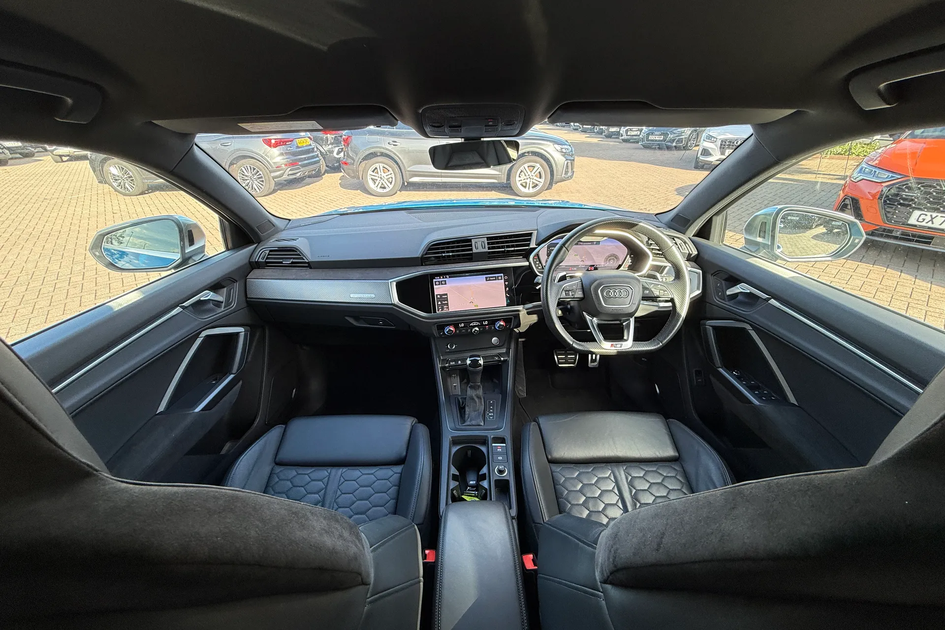 Audi RS Q3 thumbnail image number 3