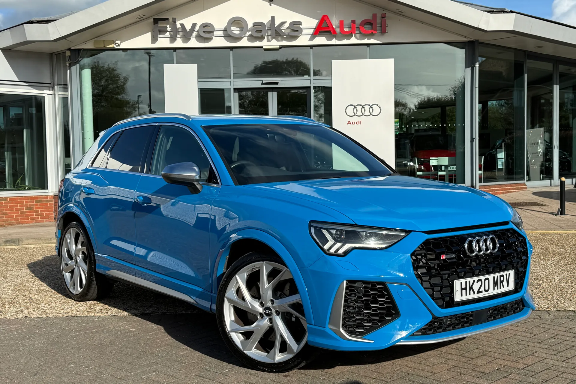 Audi RS Q3 focused image