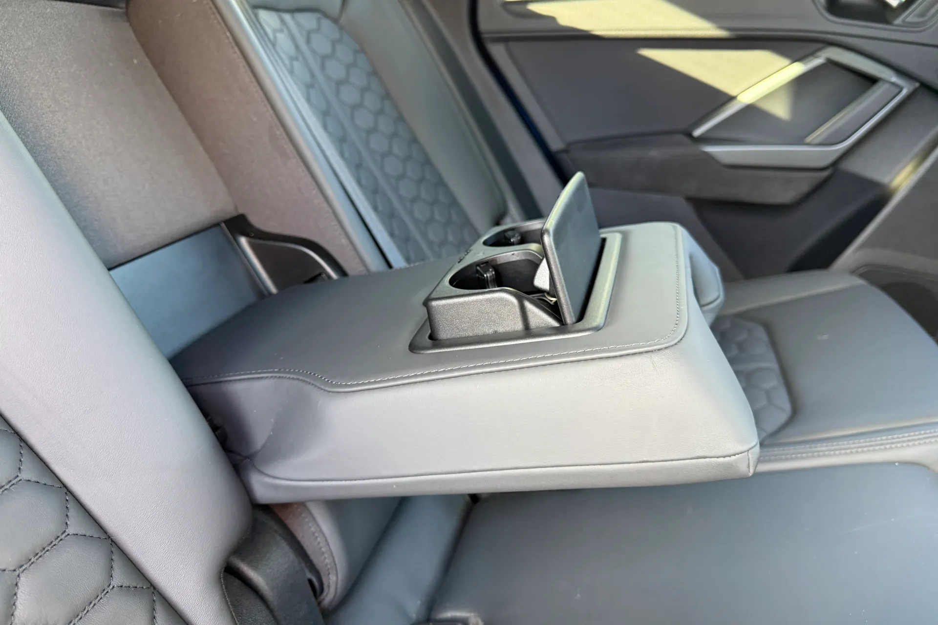 Audi RS Q3 thumbnail image number 48