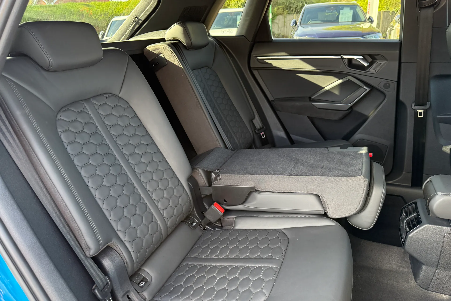 Audi RS Q3 thumbnail image number 49