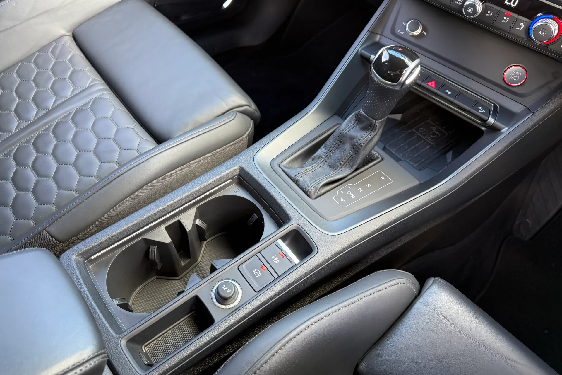 Audi RS Q3 thumbnail image number 42