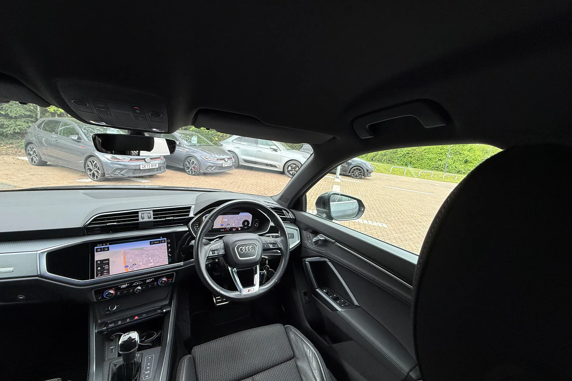 Audi Q3 thumbnail image number 39