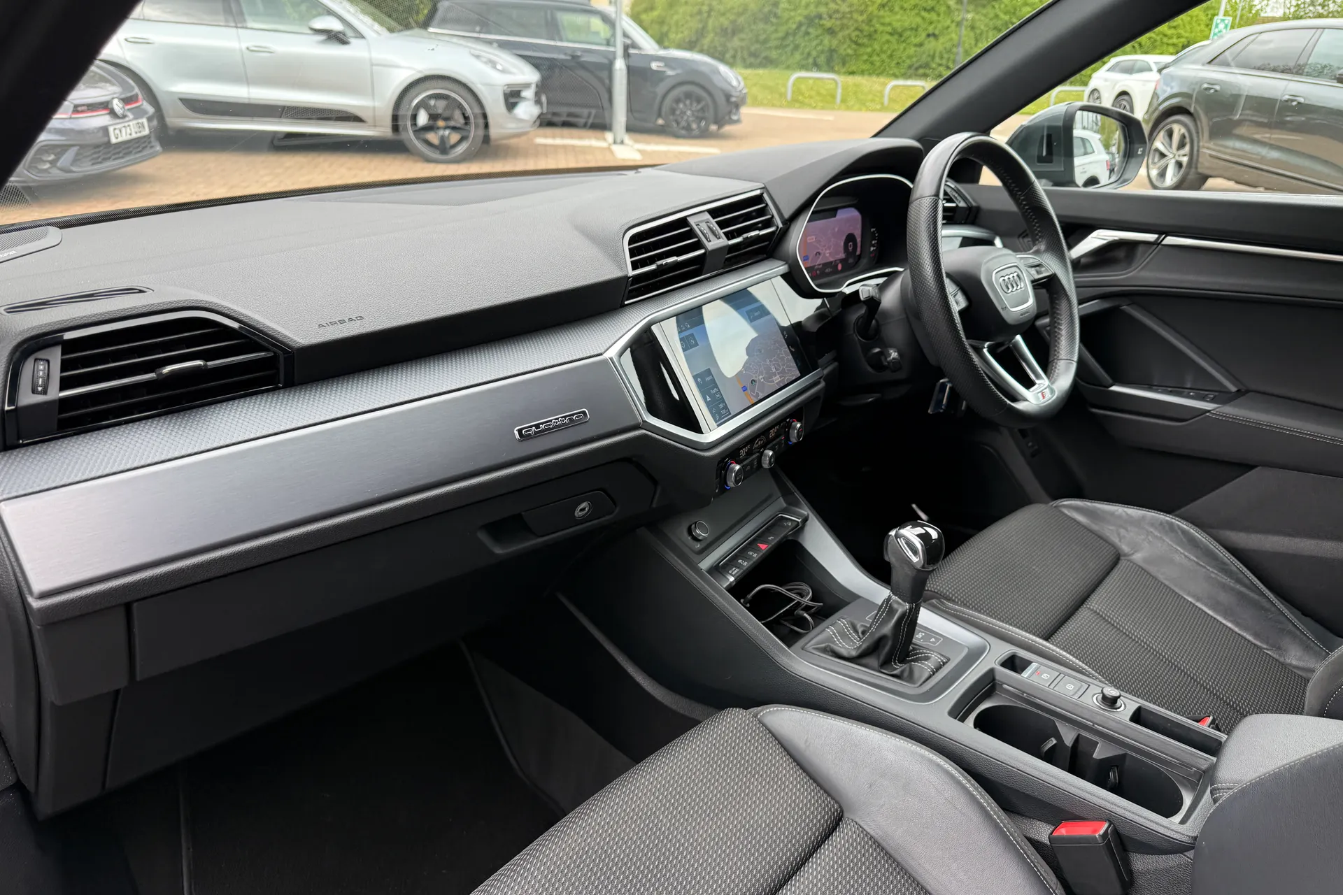 Audi Q3 thumbnail image number 54