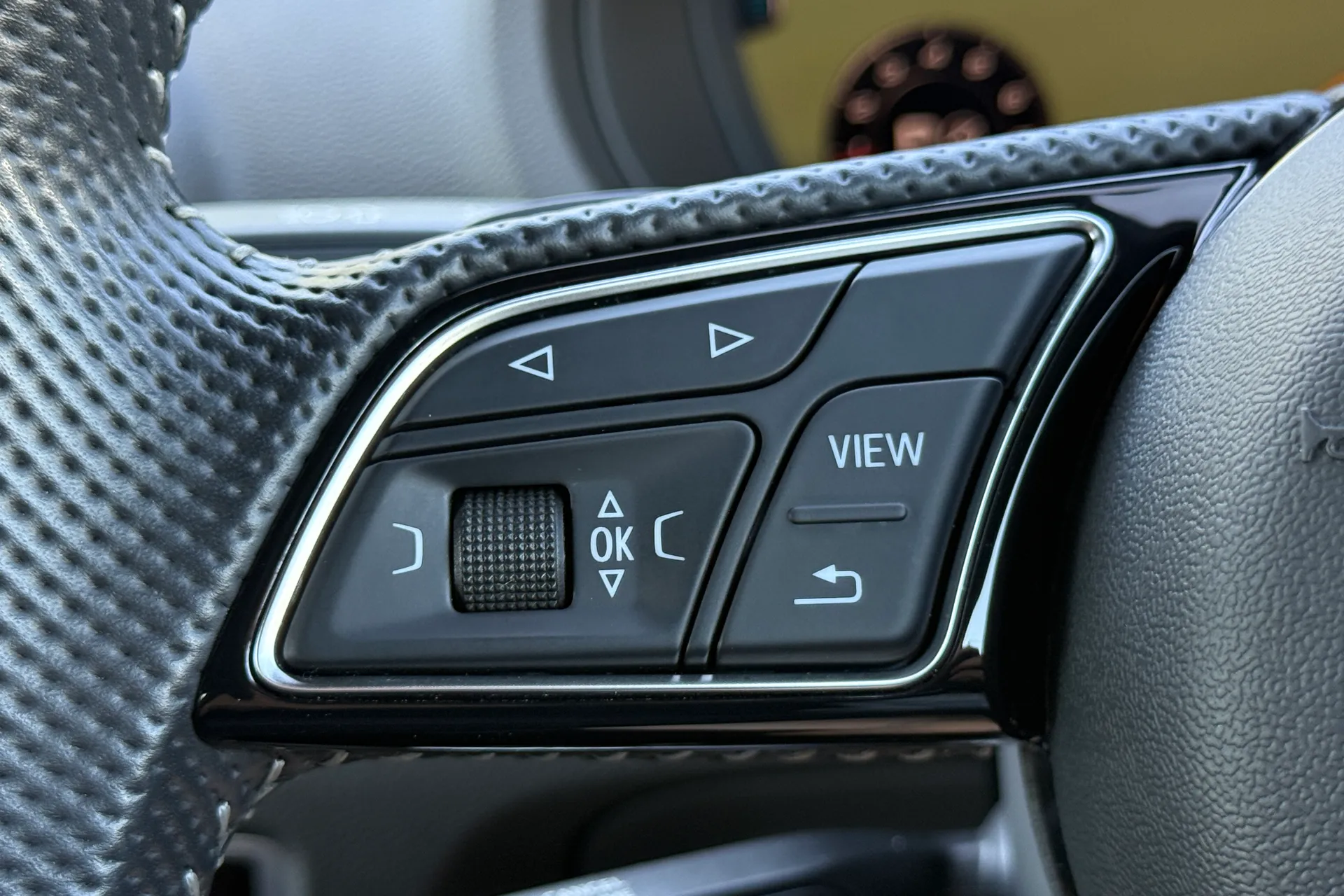Audi A3 thumbnail image number 17