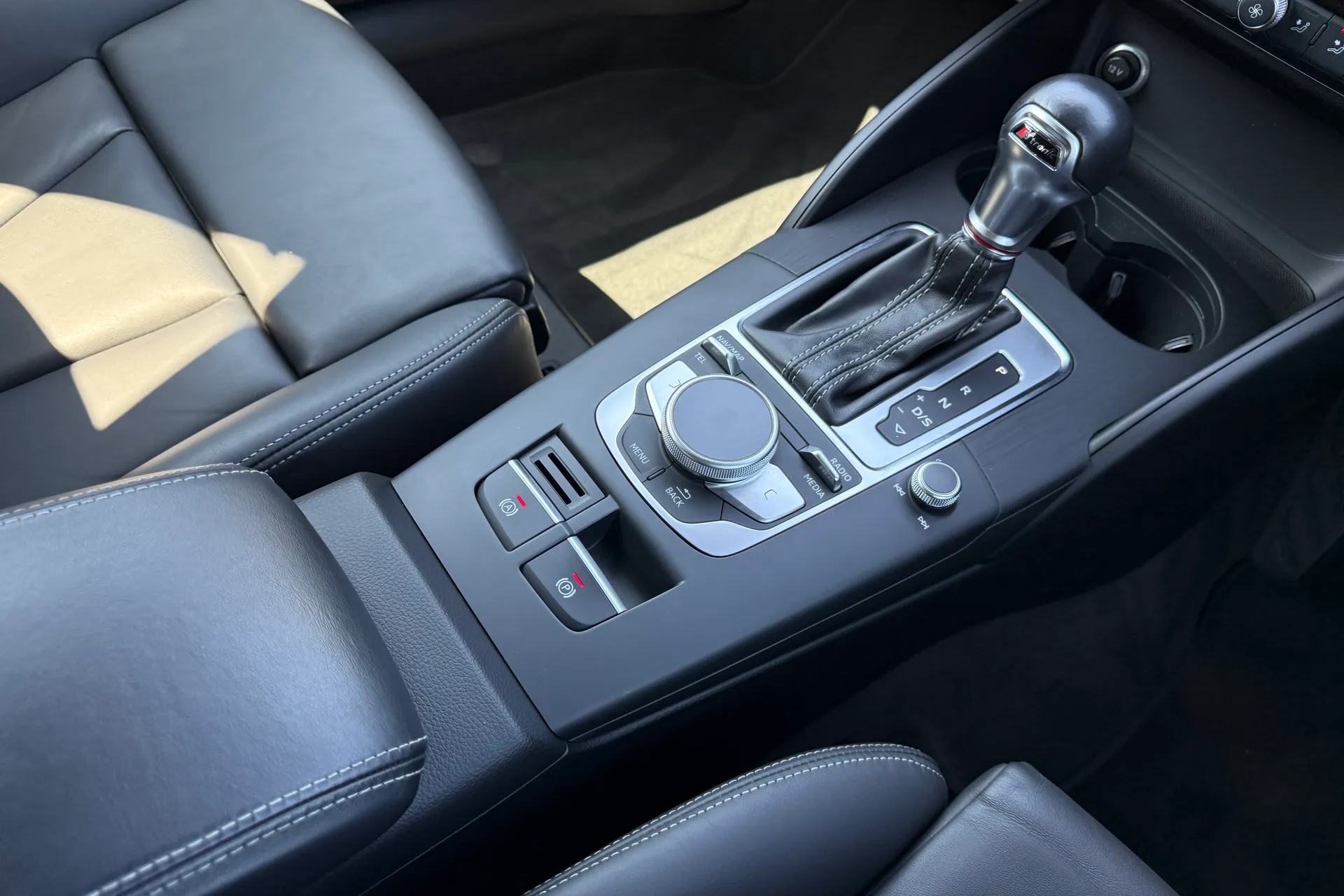 Audi A3 thumbnail image number 35