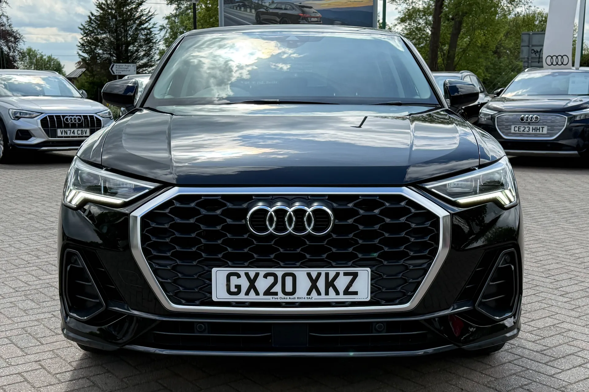 Audi Q3 thumbnail image number 26