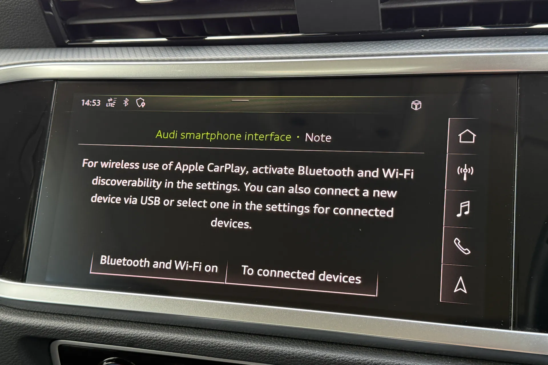 Audi Q3 thumbnail image number 13