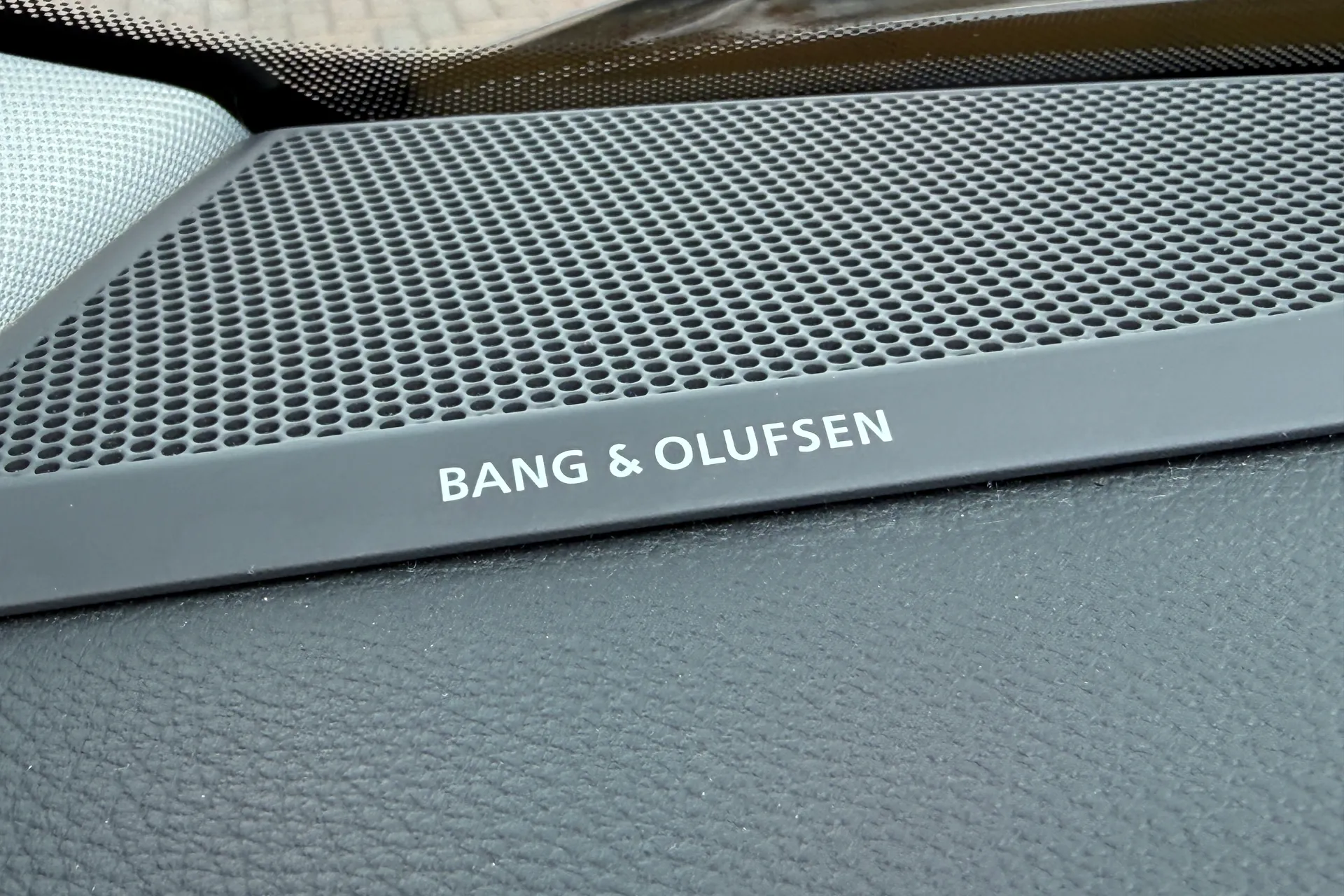 Audi Q3 thumbnail image number 17