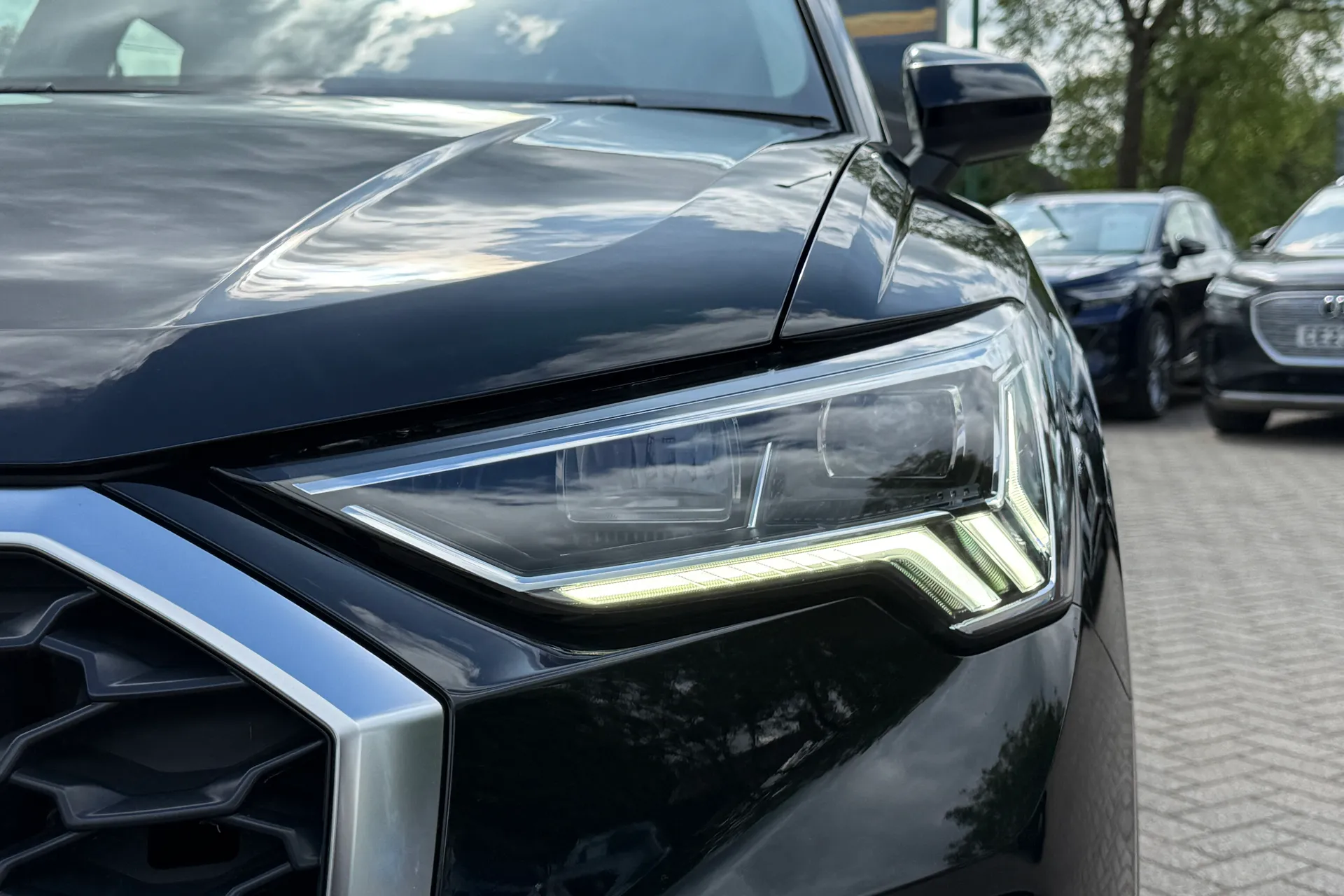 Audi Q3 thumbnail image number 52