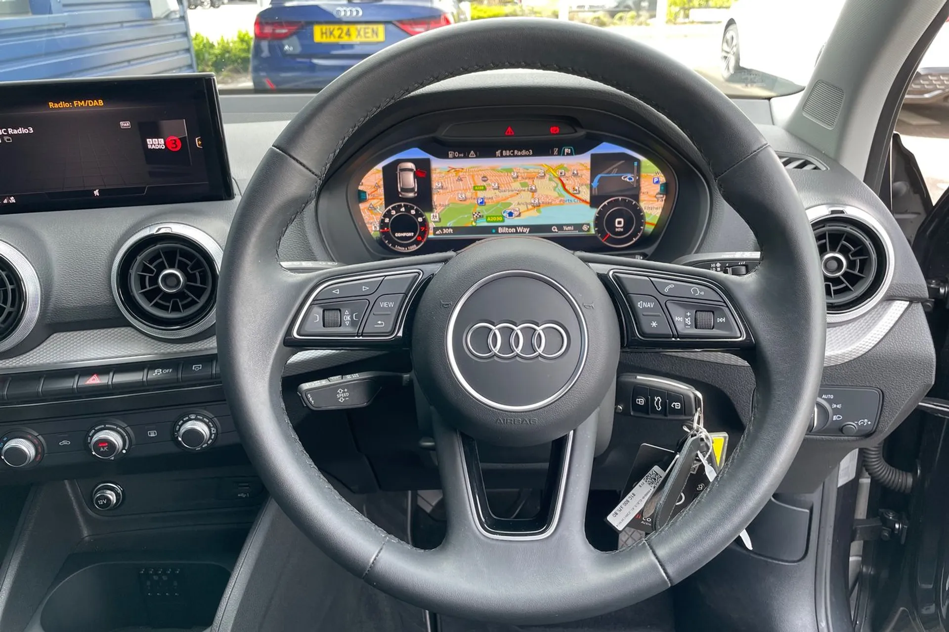 Audi Q2 thumbnail image number 37