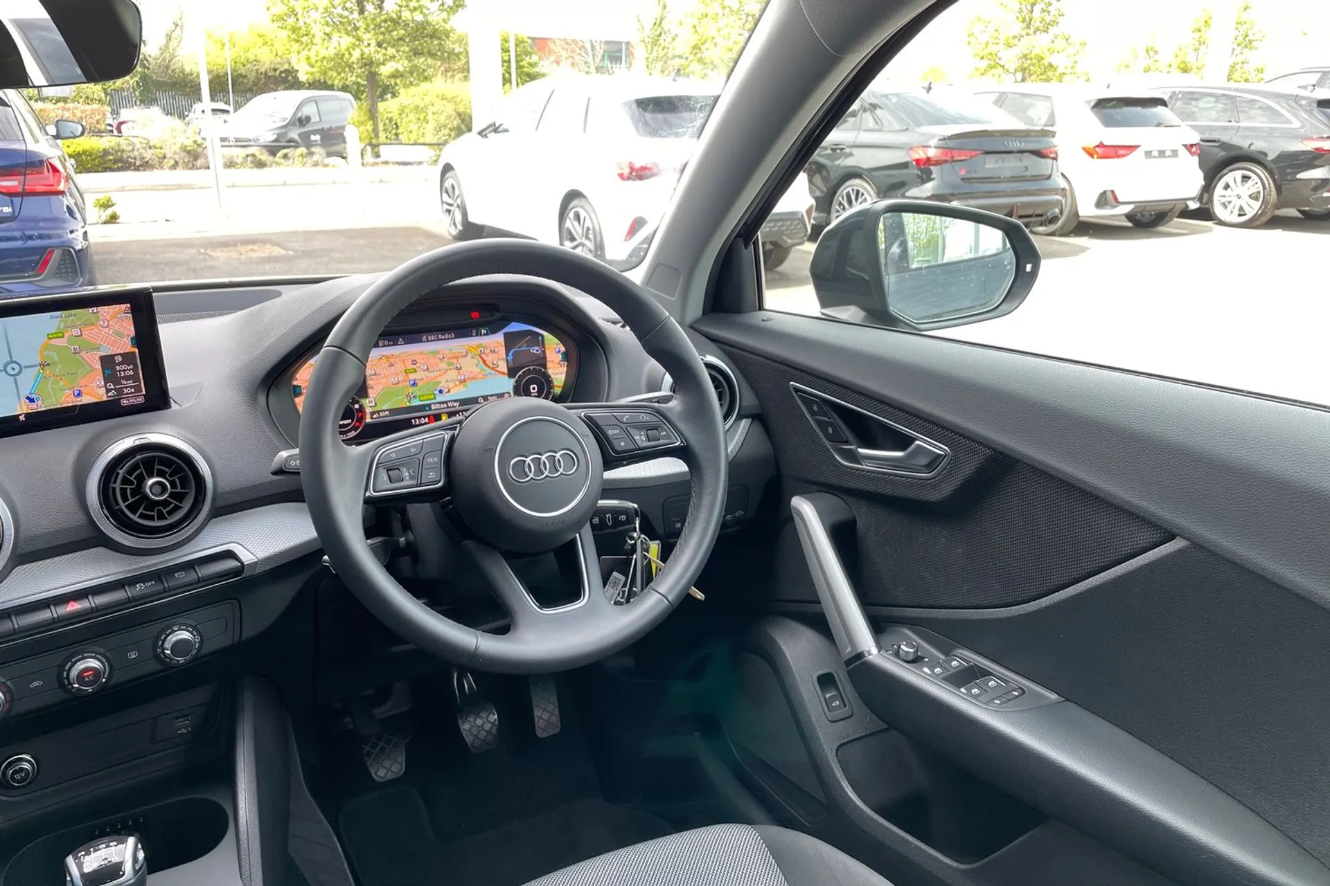 Audi Q2 thumbnail image number 36