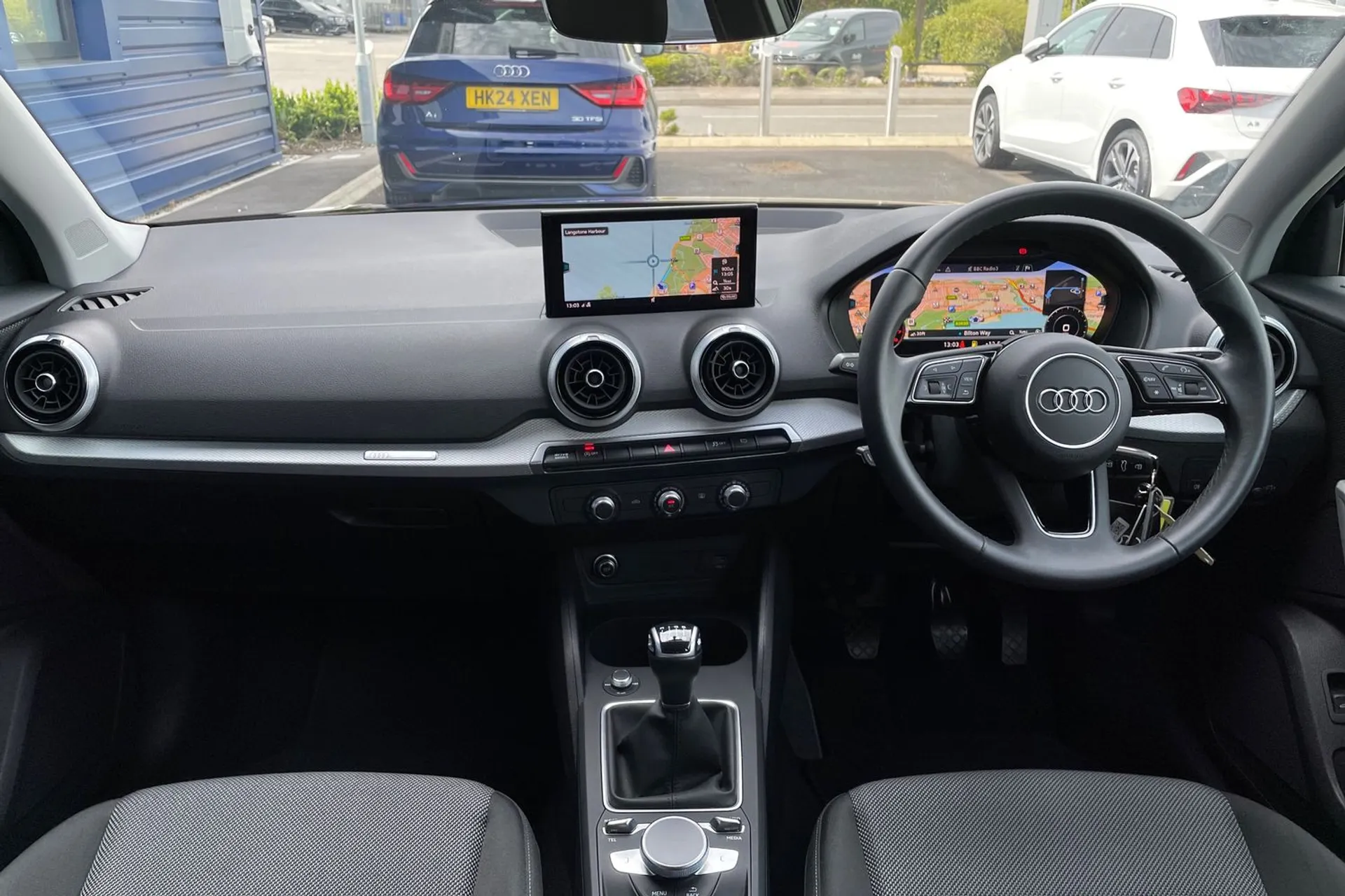 Audi Q2 thumbnail image number 3