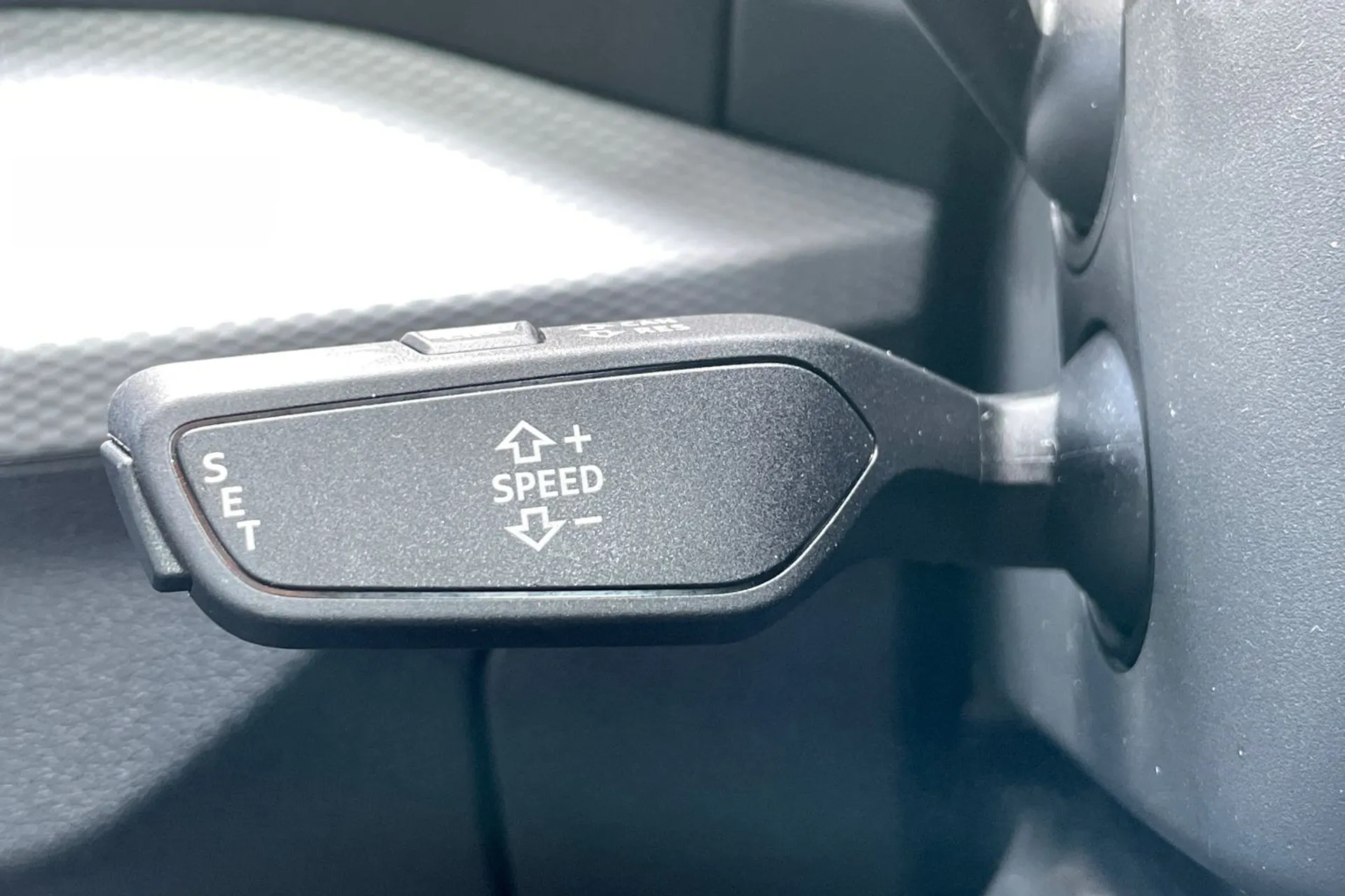 Audi Q2 thumbnail image number 48