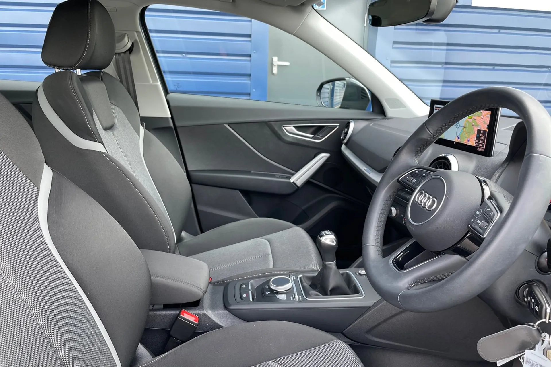 Audi Q2 thumbnail image number 25