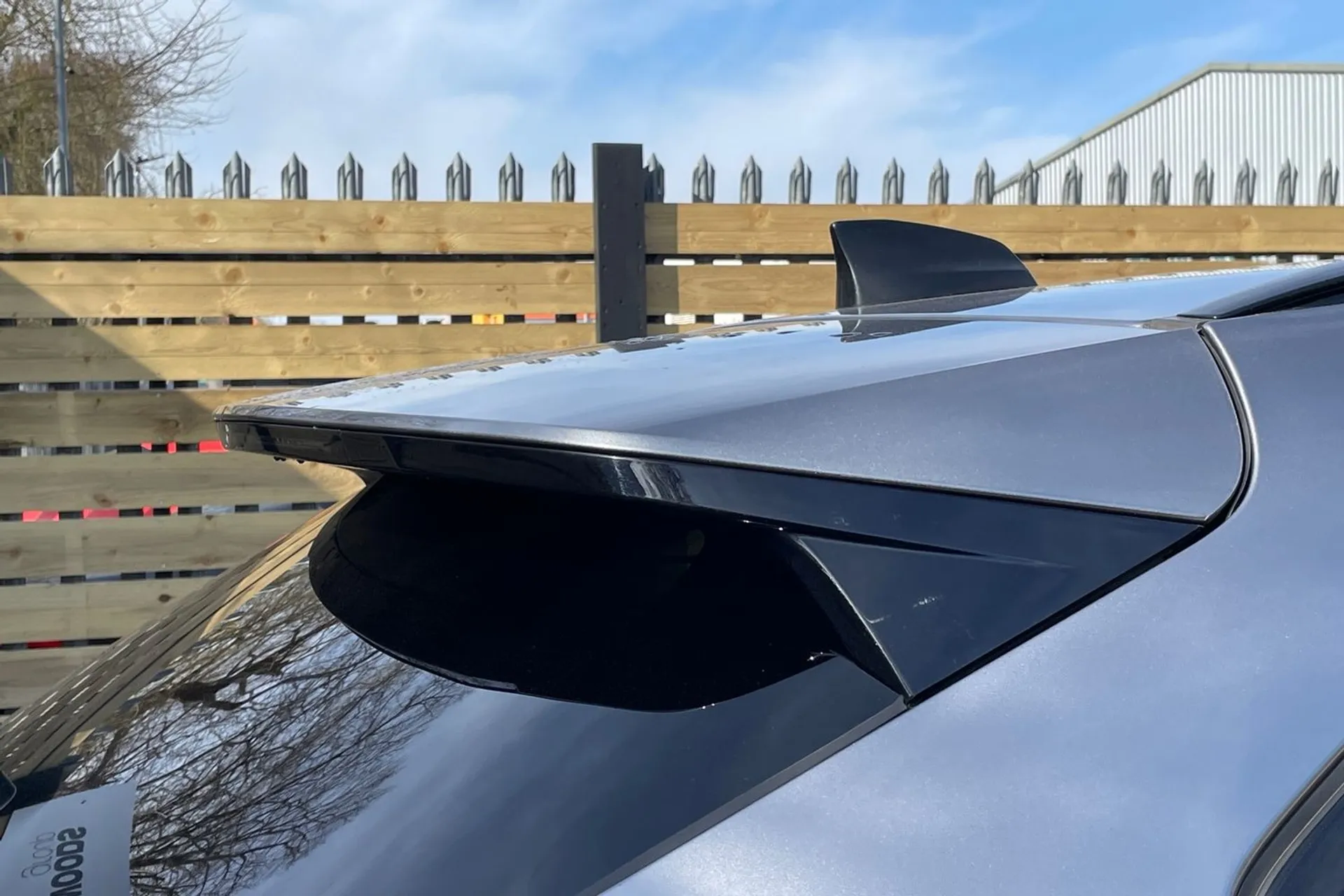 Jaguar F-PACE thumbnail image number 15