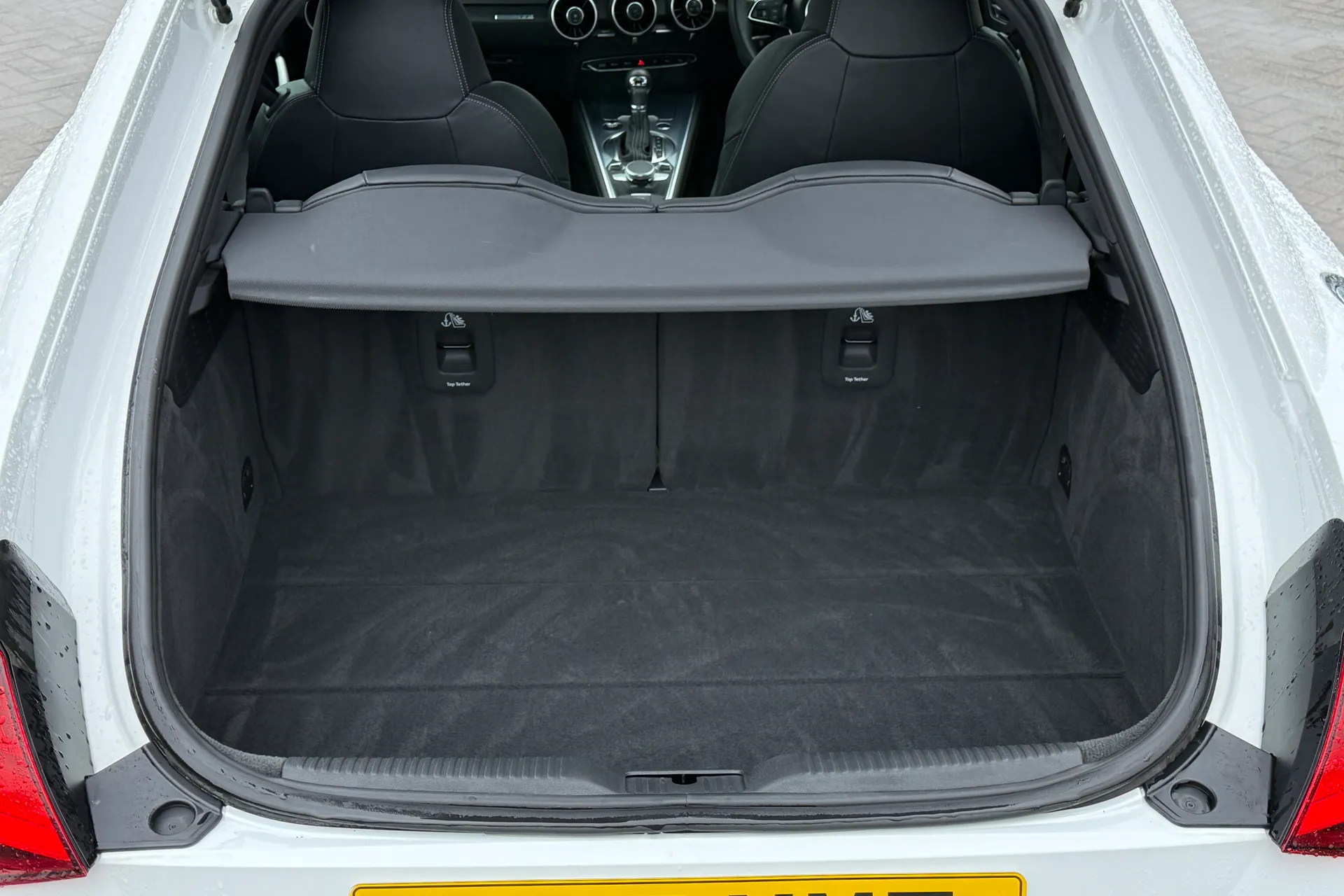 Audi TT thumbnail image number 31