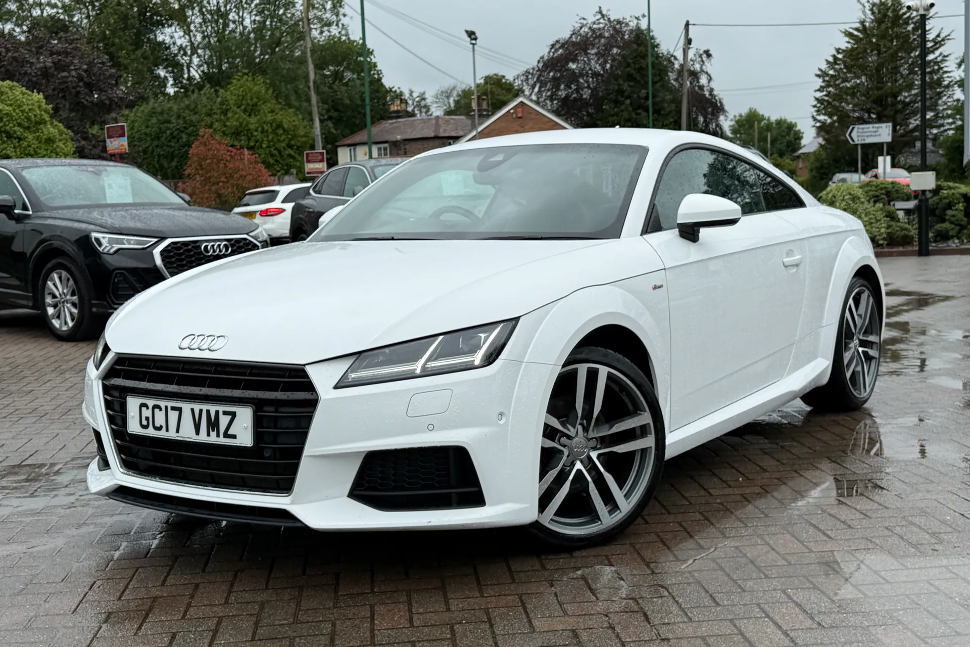 Audi TT thumbnail image number 23