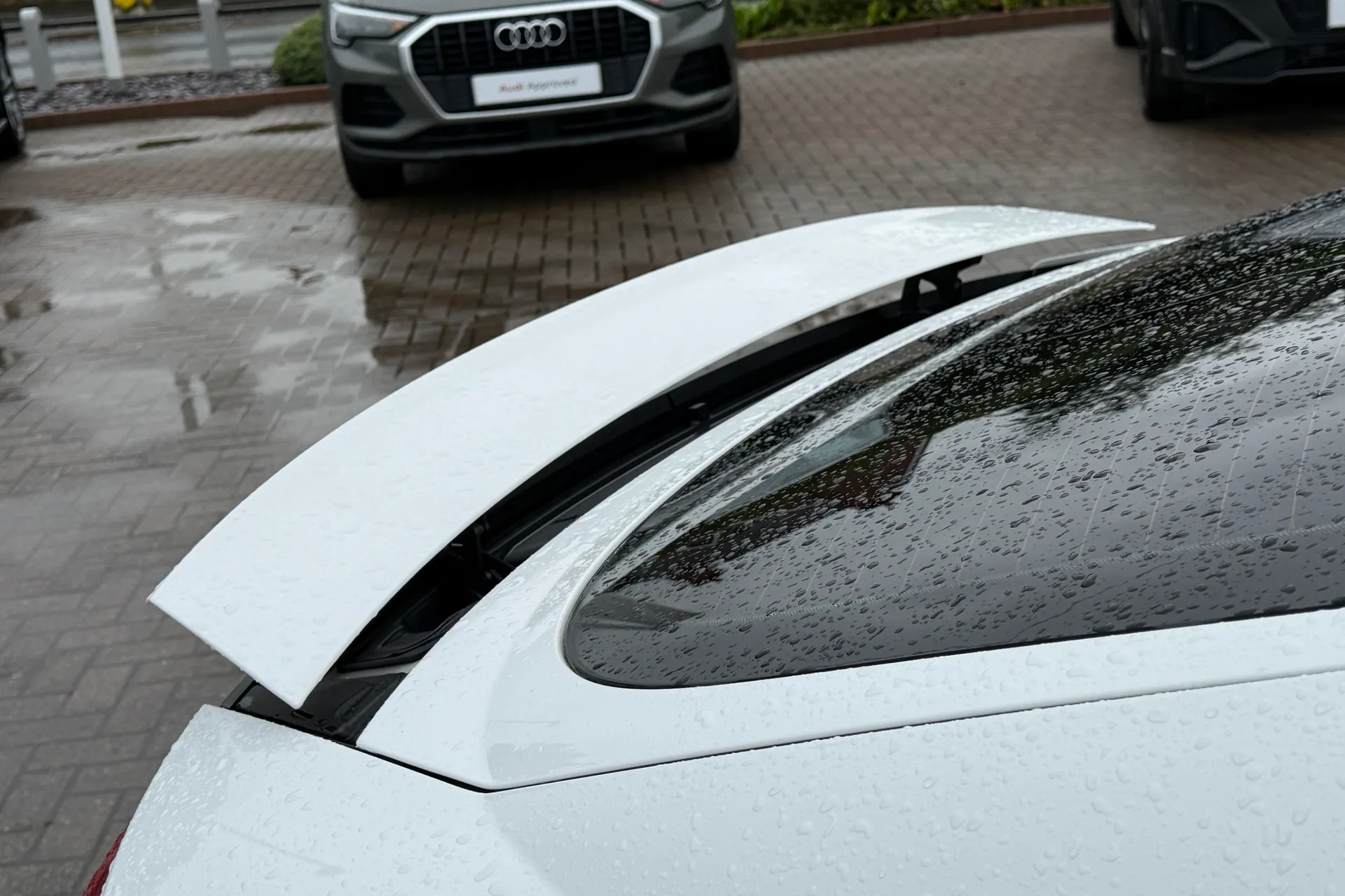 Audi TT thumbnail image number 41