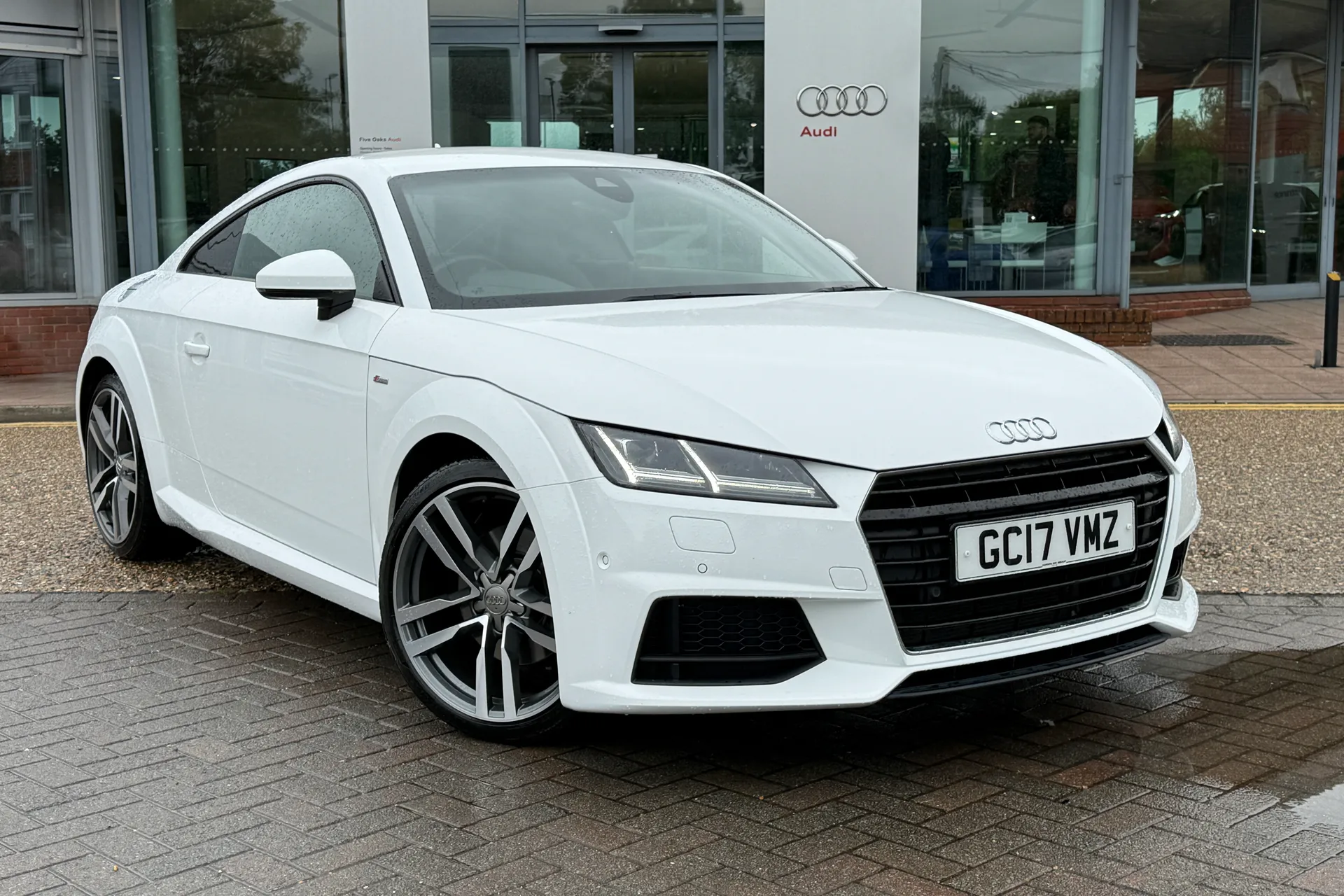 Audi TT thumbnail image number 21