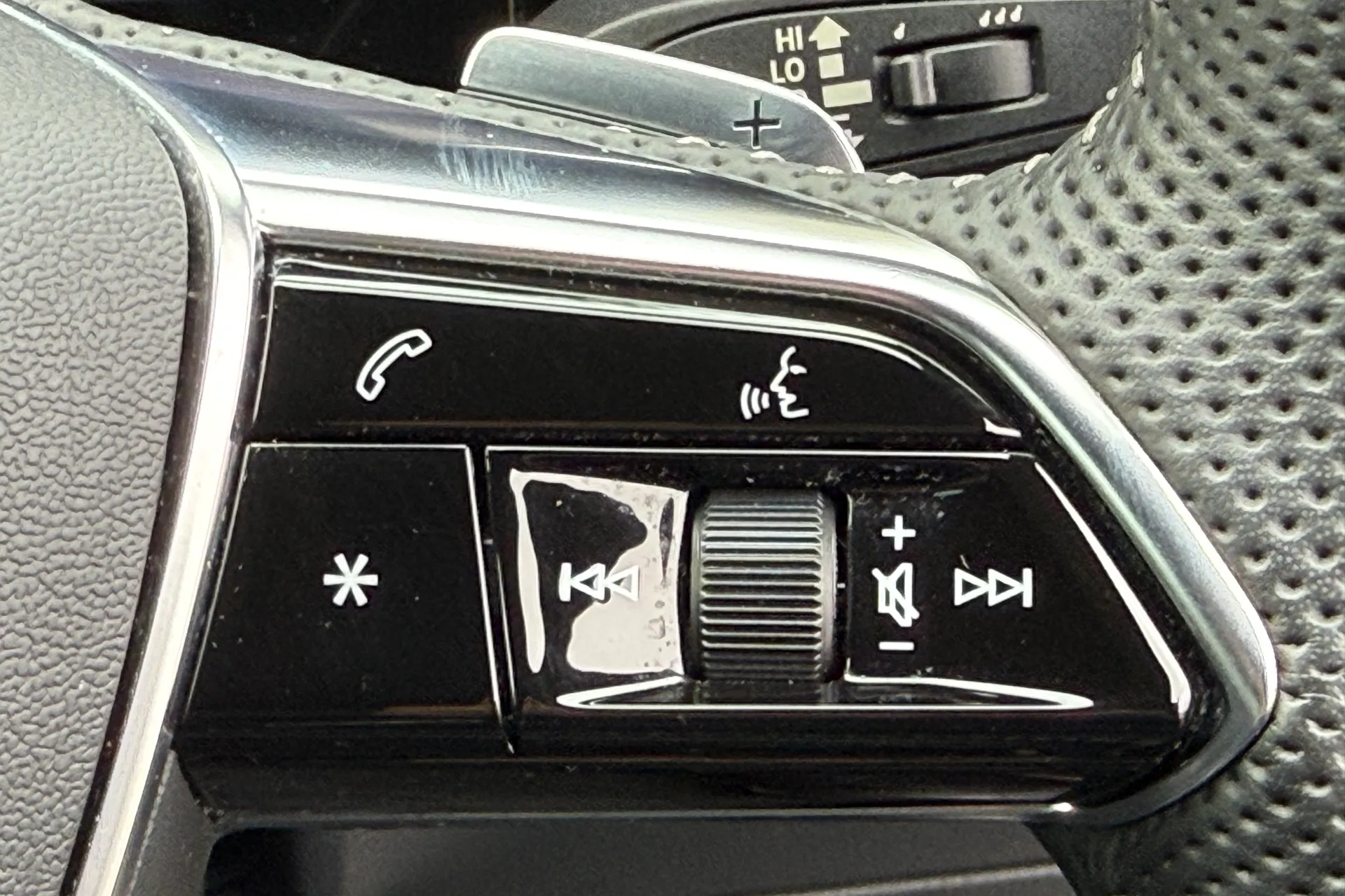 Audi e-tron thumbnail image number 53