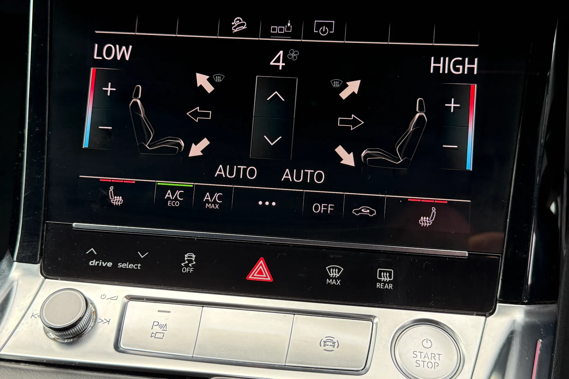 Audi e-tron thumbnail image number 48