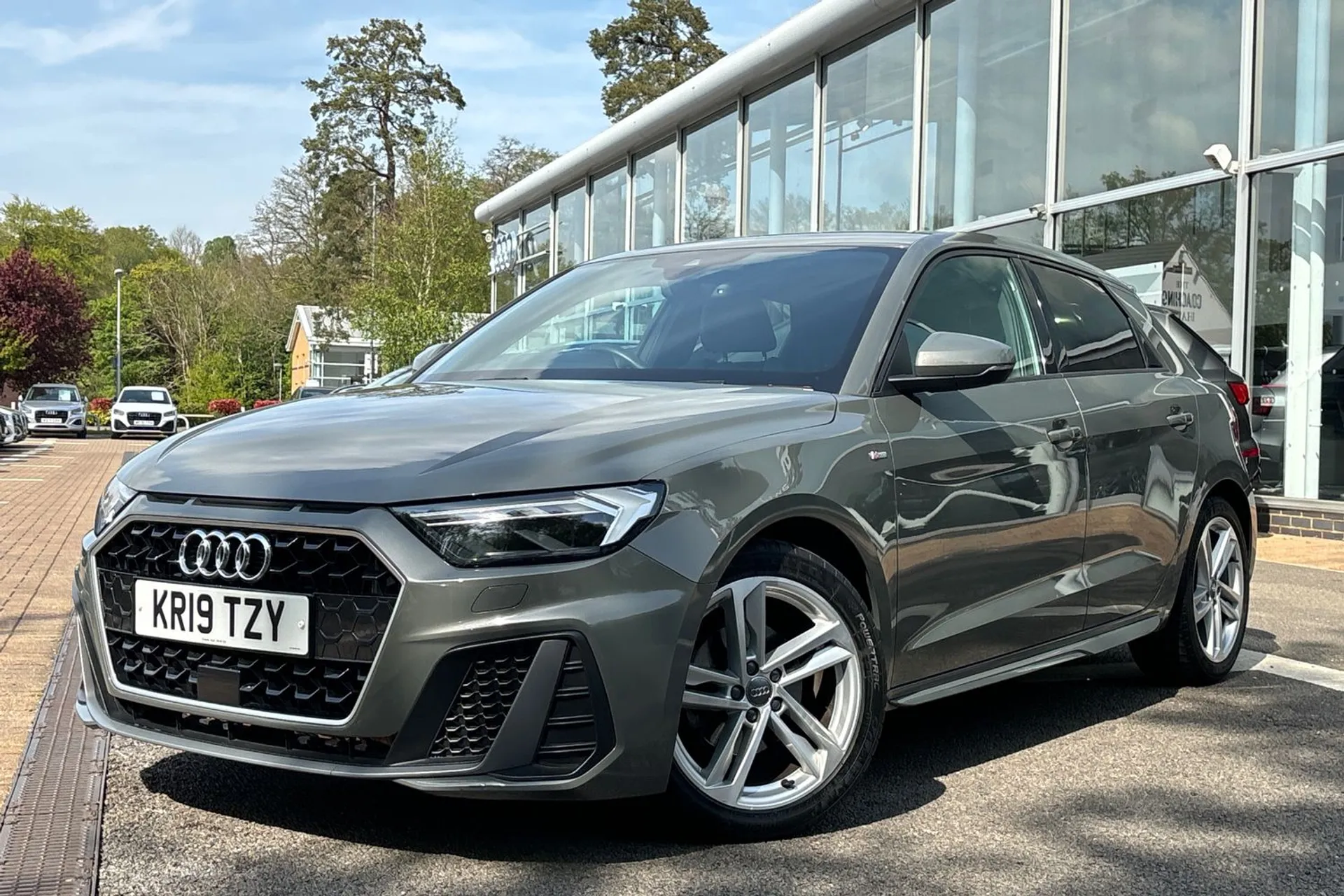 Audi A1 thumbnail image number 10