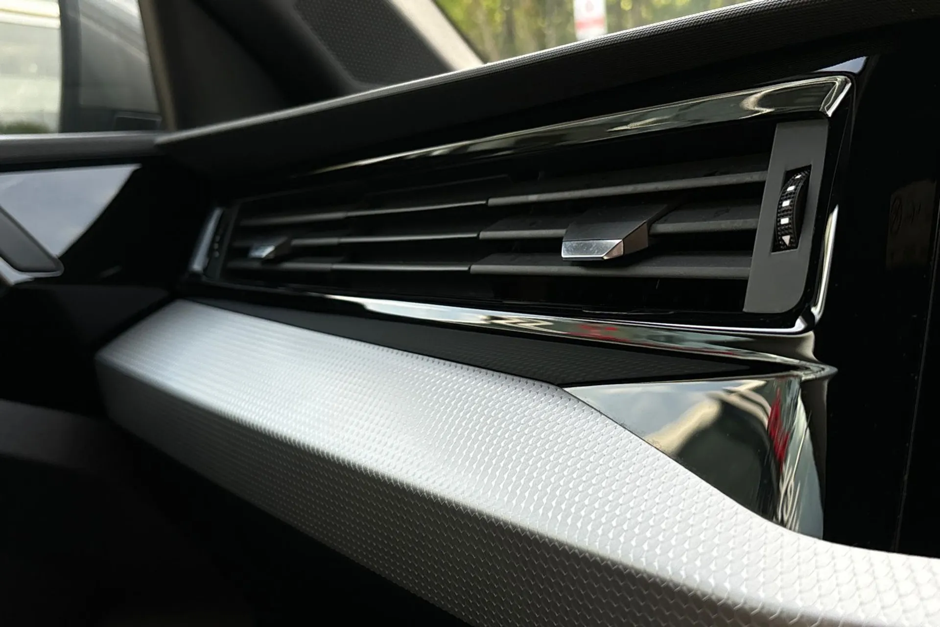 Audi A1 thumbnail image number 43