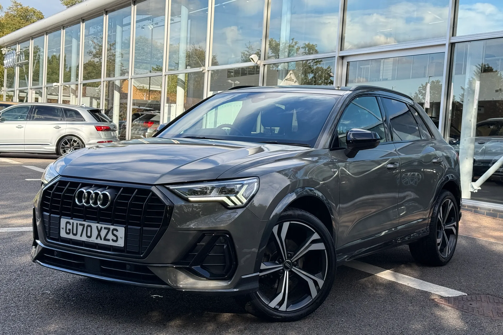 Audi Q3 thumbnail image number 46