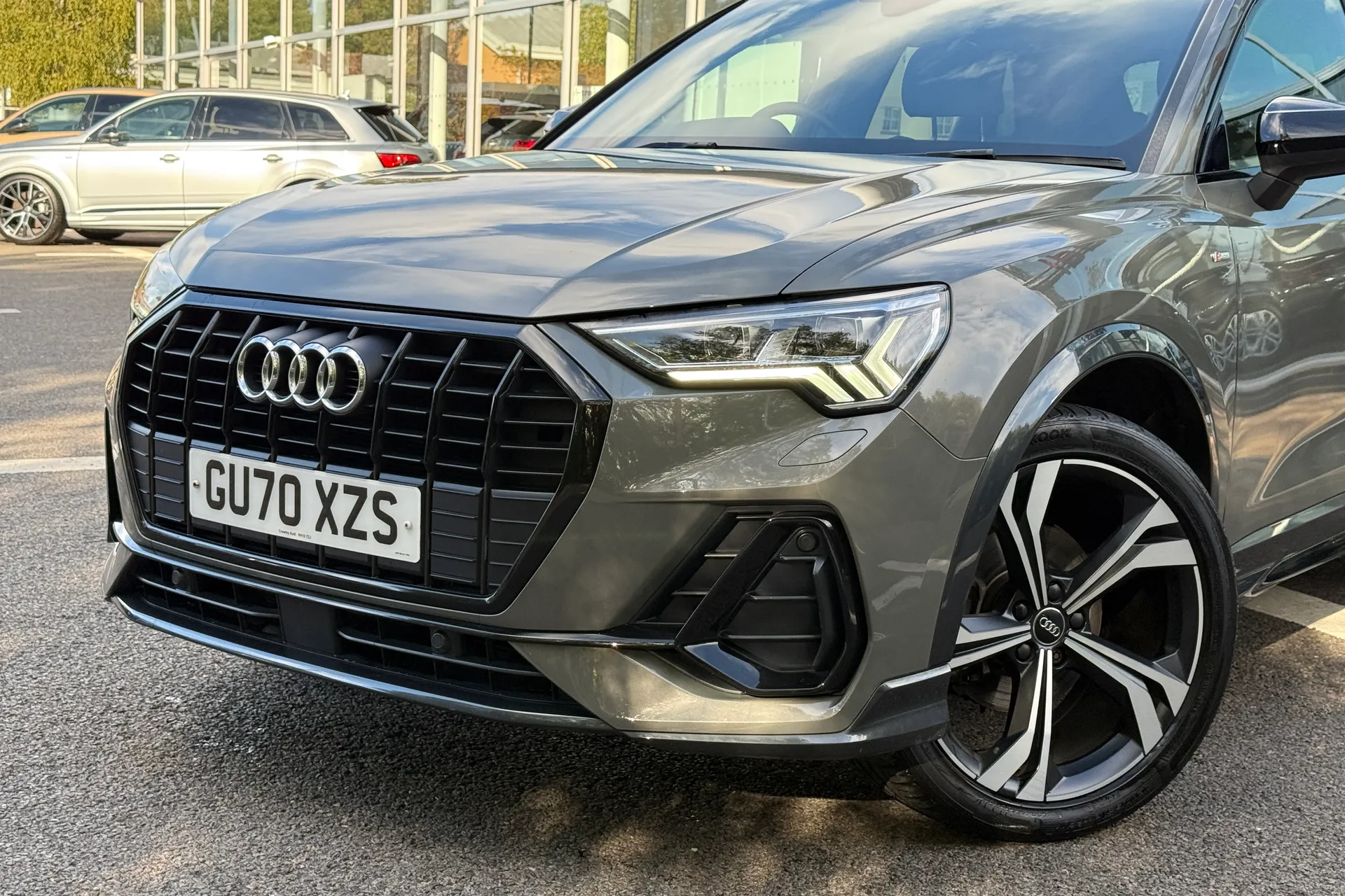 Audi Q3 thumbnail image number 47