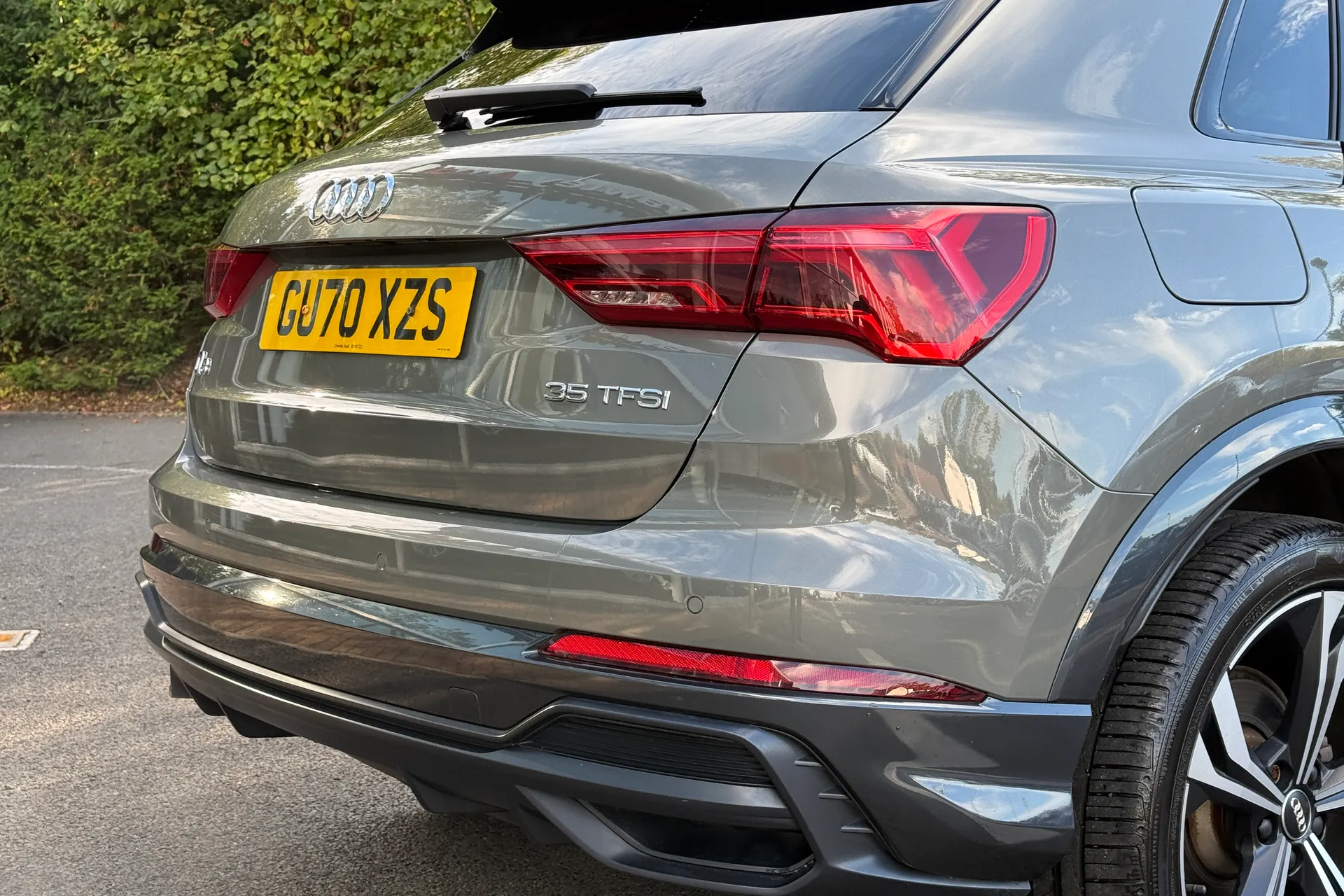 Audi Q3 thumbnail image number 35