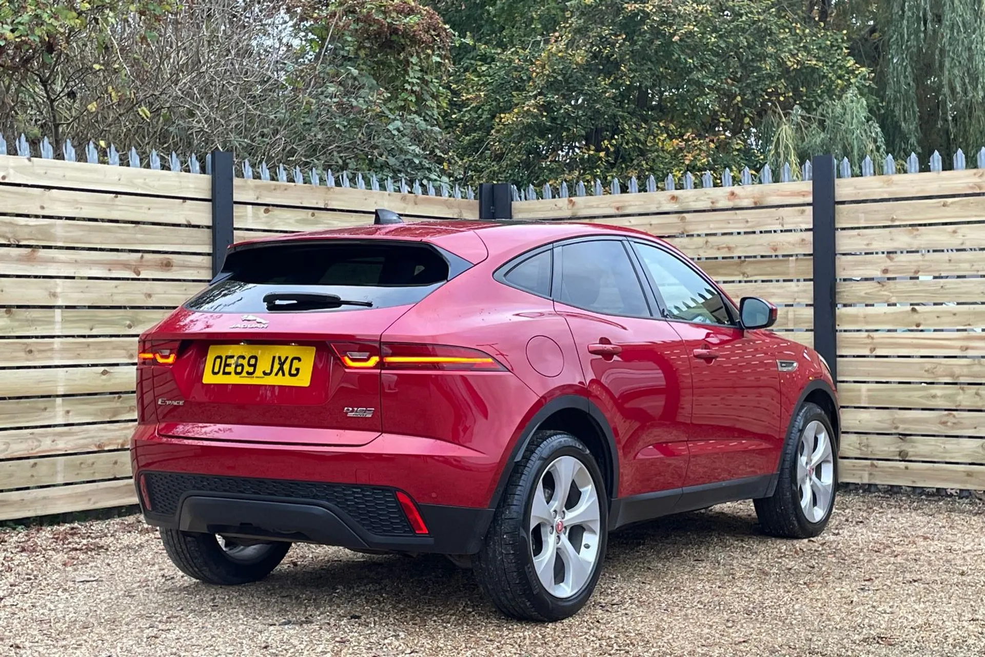 Jaguar E-PACE thumbnail image number 6