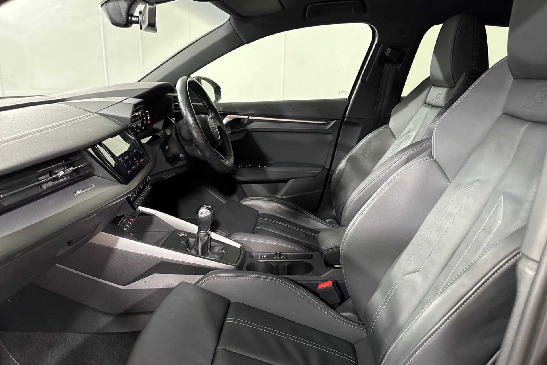 Audi A3 thumbnail image number 33