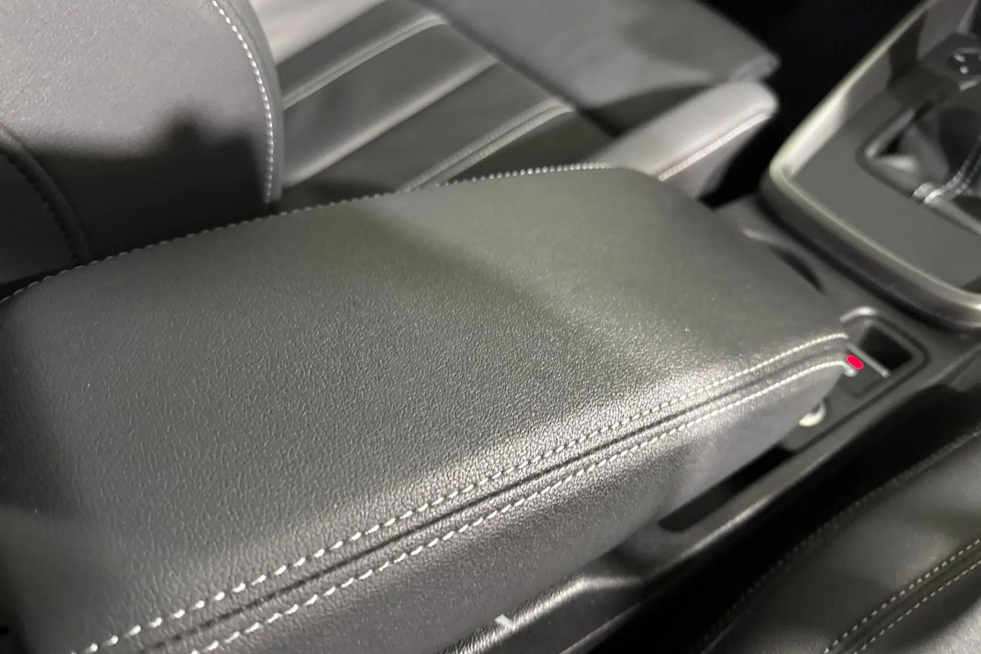 Audi A3 thumbnail image number 44