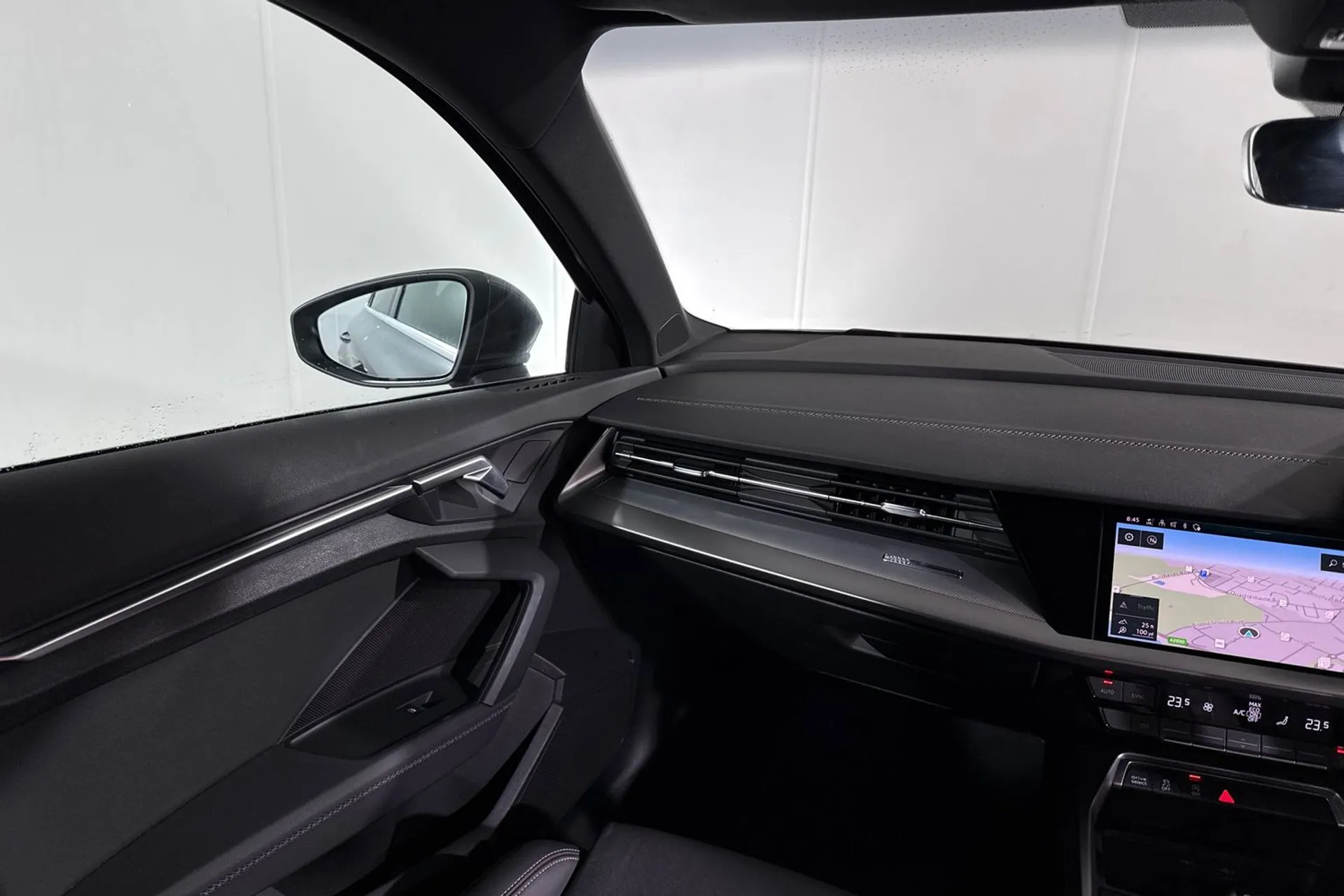 Audi A3 thumbnail image number 37