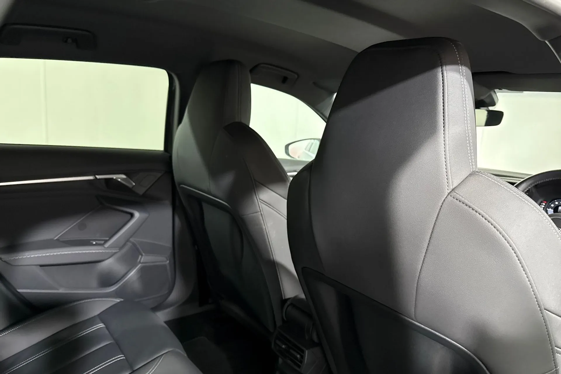 Audi A3 thumbnail image number 23