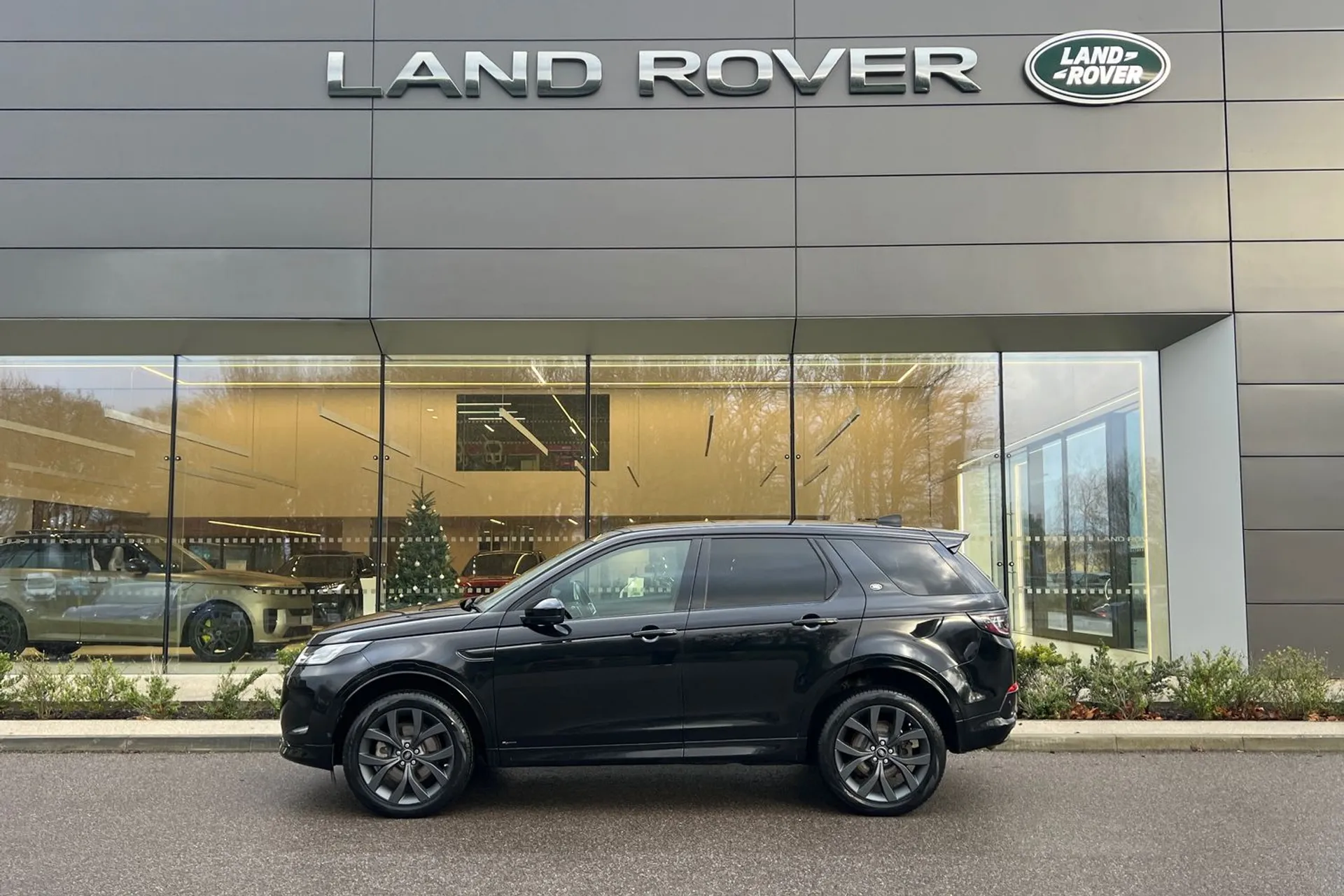 LAND ROVER DISCOVERY SPORT thumbnail image number 15