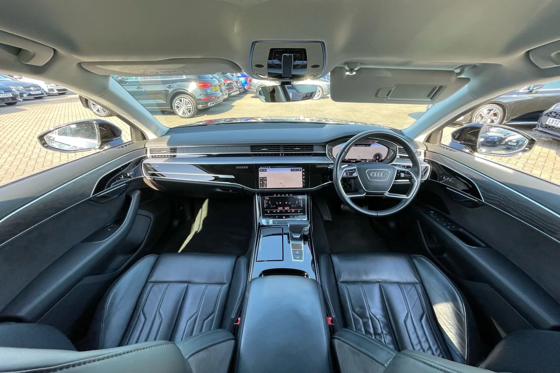 Audi A8 thumbnail image number 3