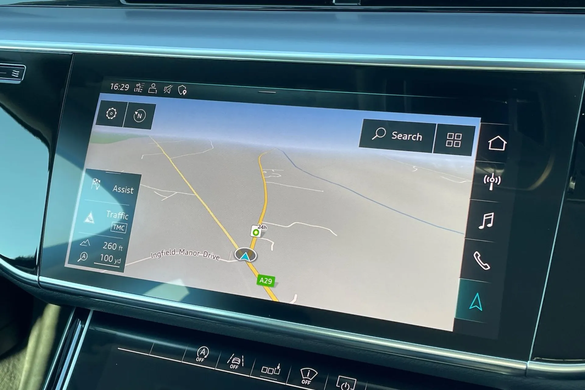 Audi A8 thumbnail image number 14