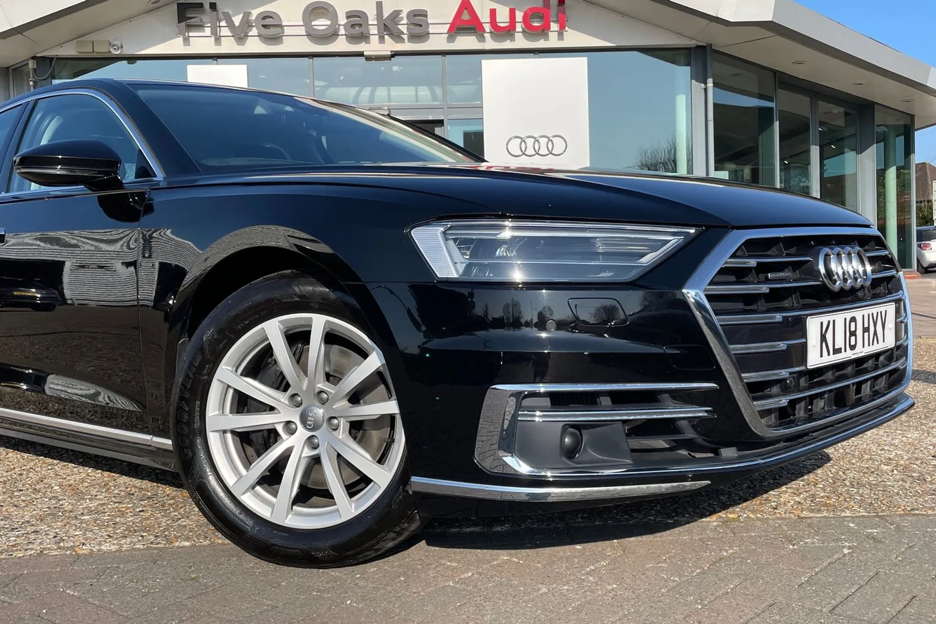 Audi A8 thumbnail image number 21