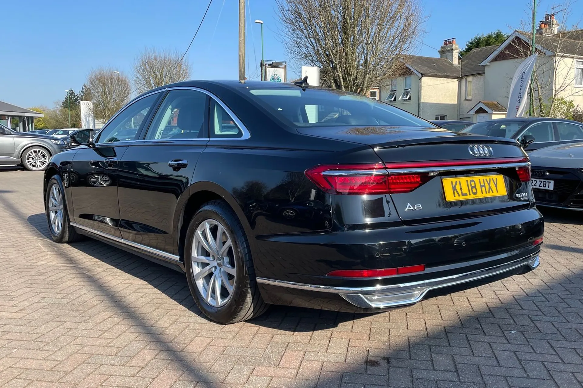 Audi A8 thumbnail image number 7