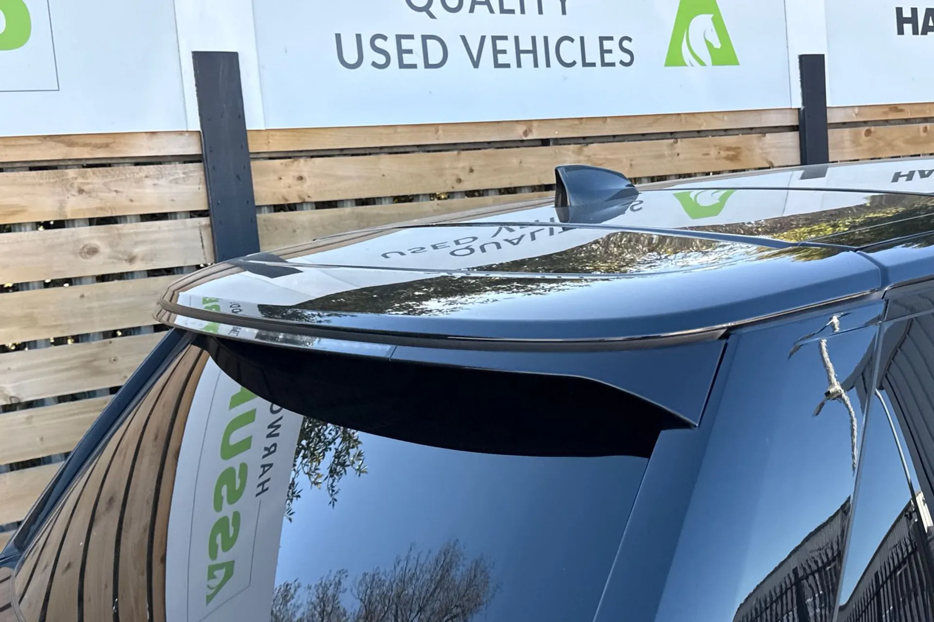 LAND ROVER RANGE ROVER thumbnail image number 16